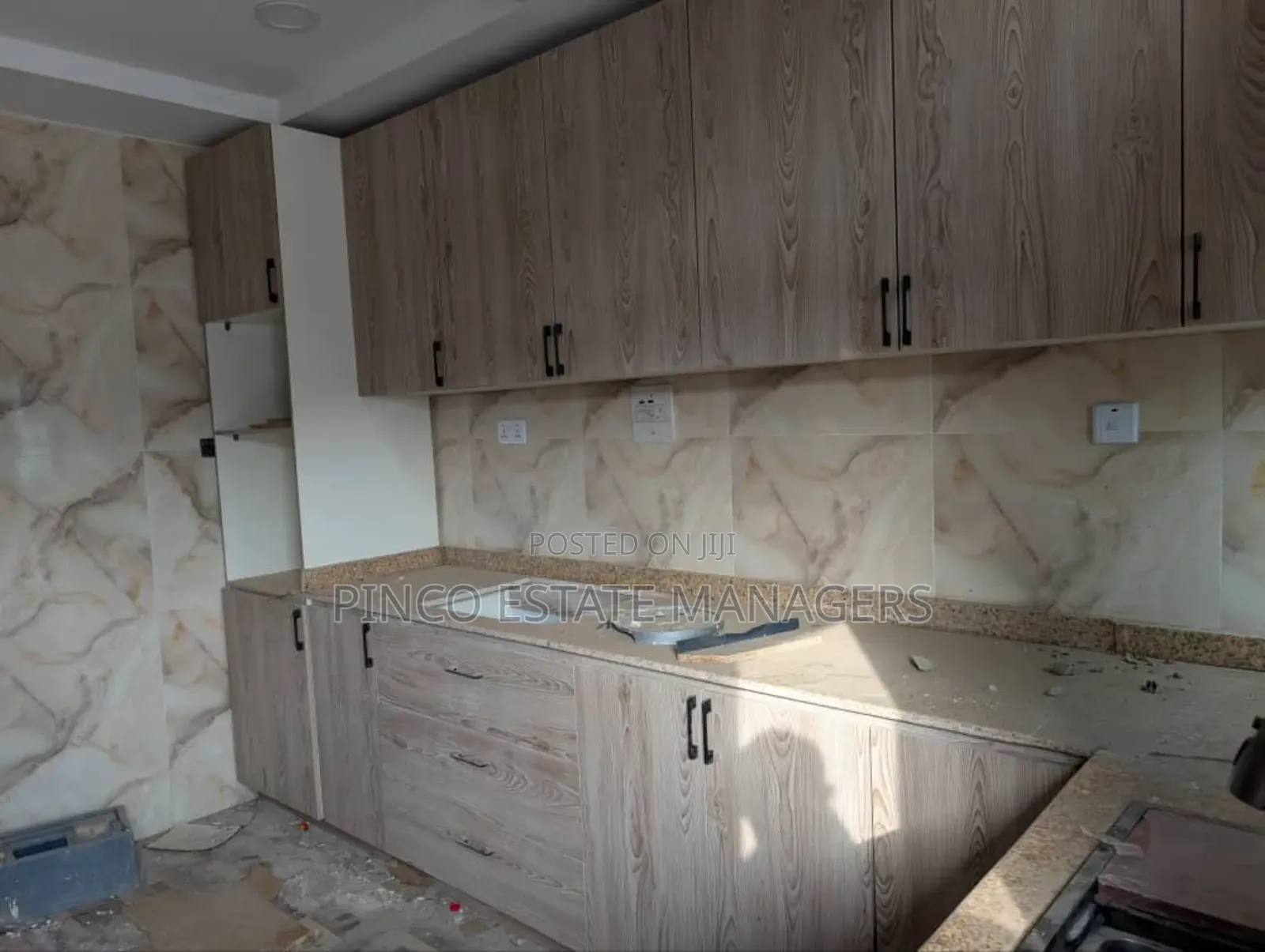 5bdrm Duplex in Efab City Estate, Life Camp for sale in Life Camp