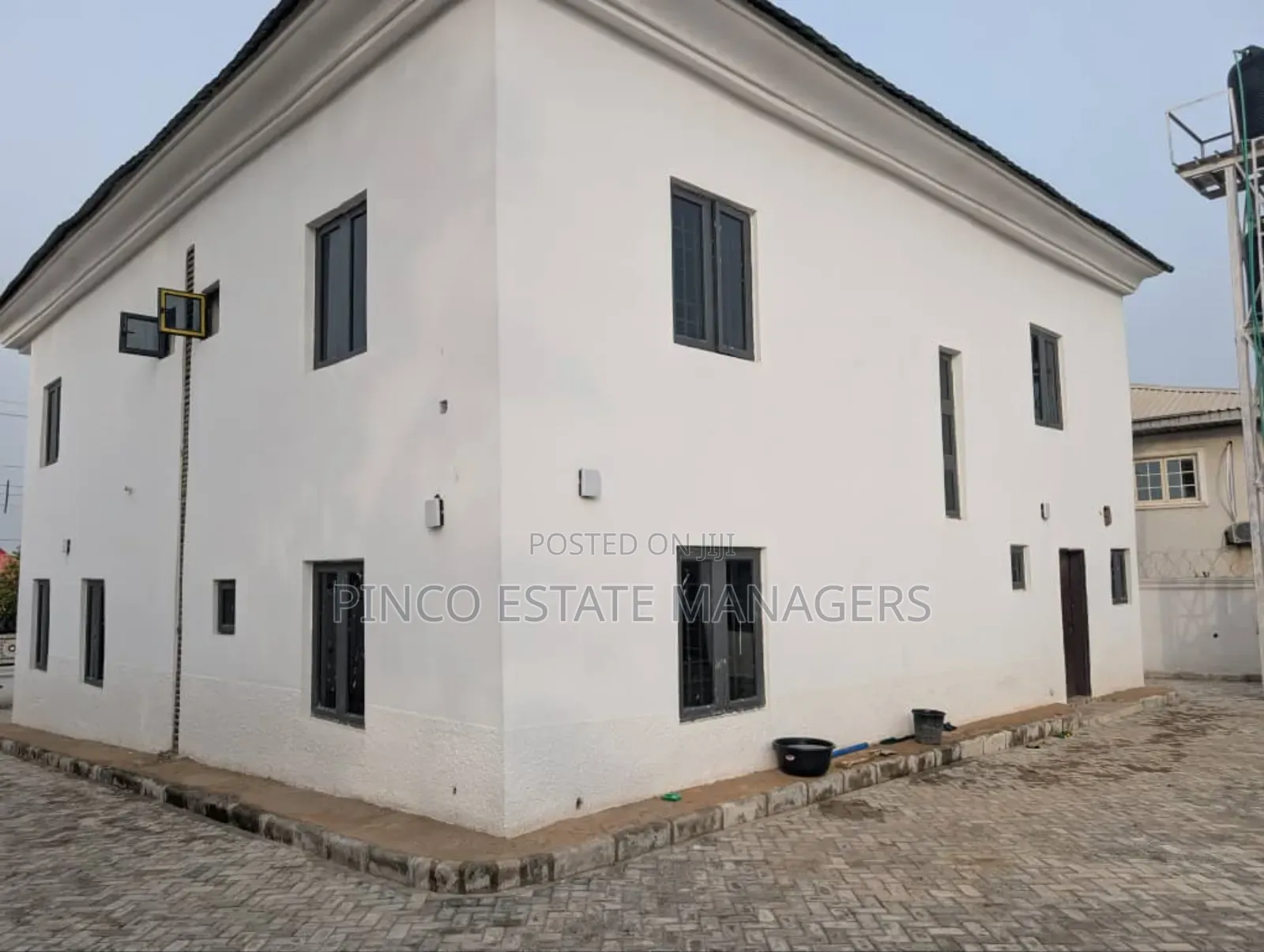 5bdrm Duplex in Efab City Estate, Life Camp for sale in Life Camp