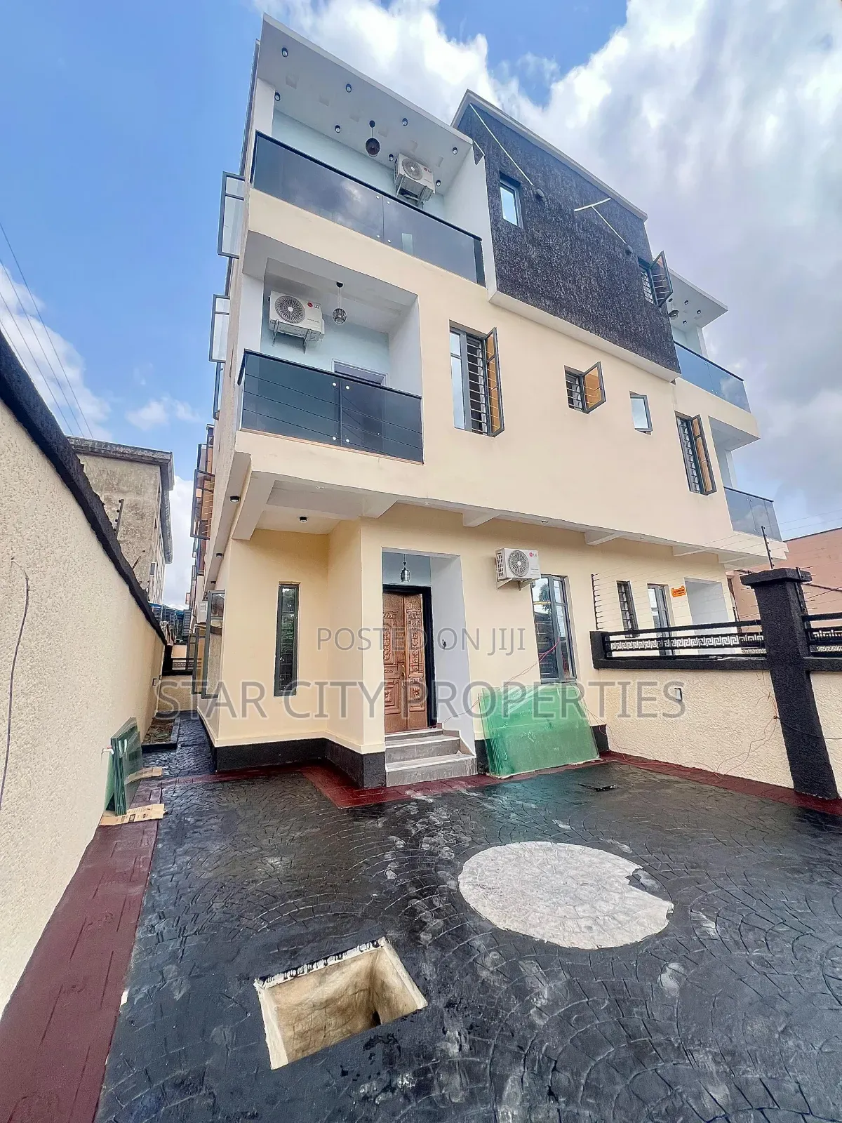 4bdrm Duplex in Ogba Ikeja Lagos for sale in Ogba