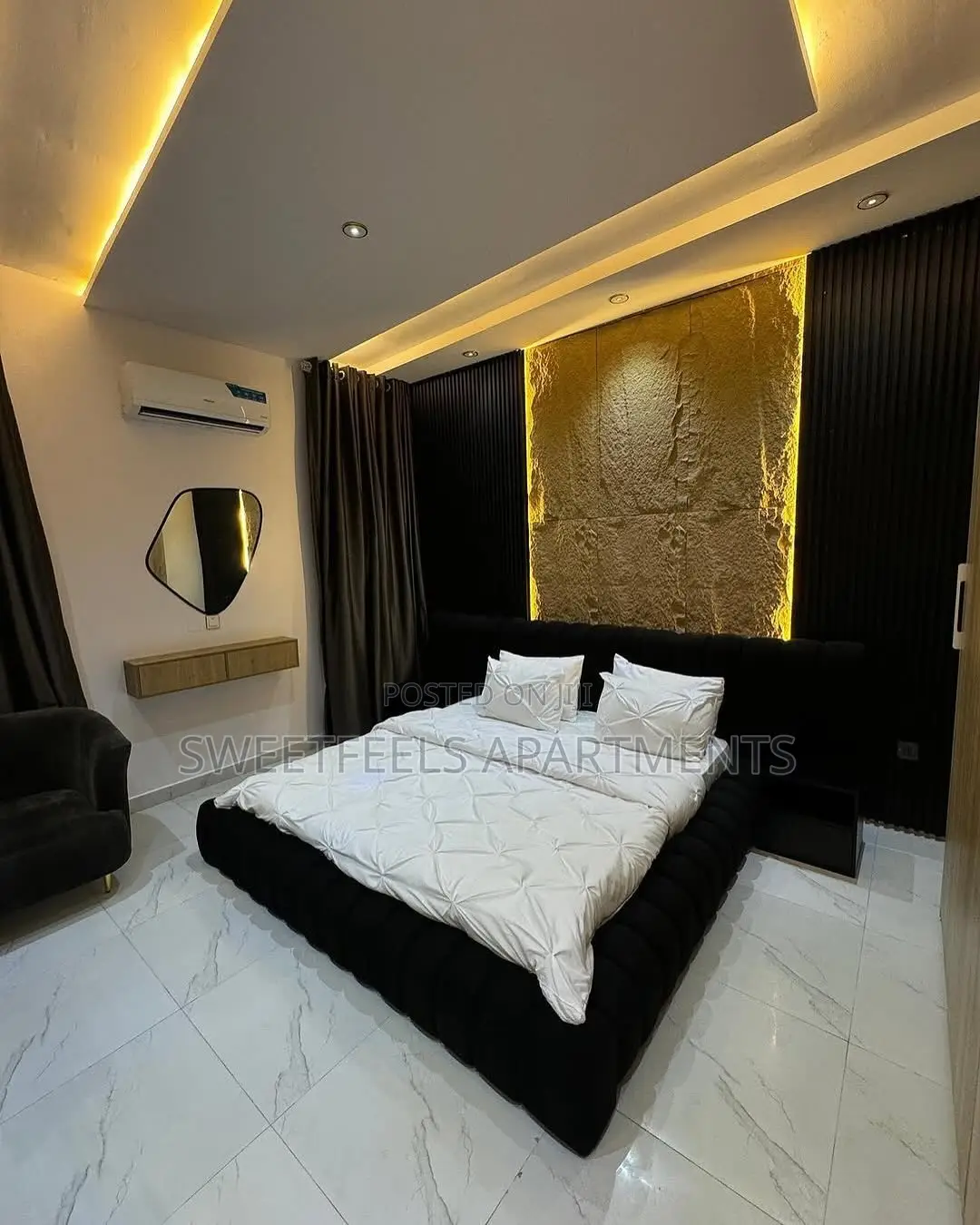 Furnished 2-Bedroom Apartment Available for Short and Long Stays. in Lekki Phase 1