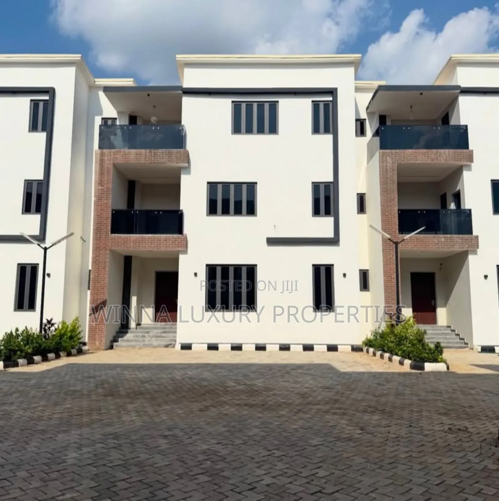 4bdrm Townhouse/Terrace in Life Camp for sale in Life Camp