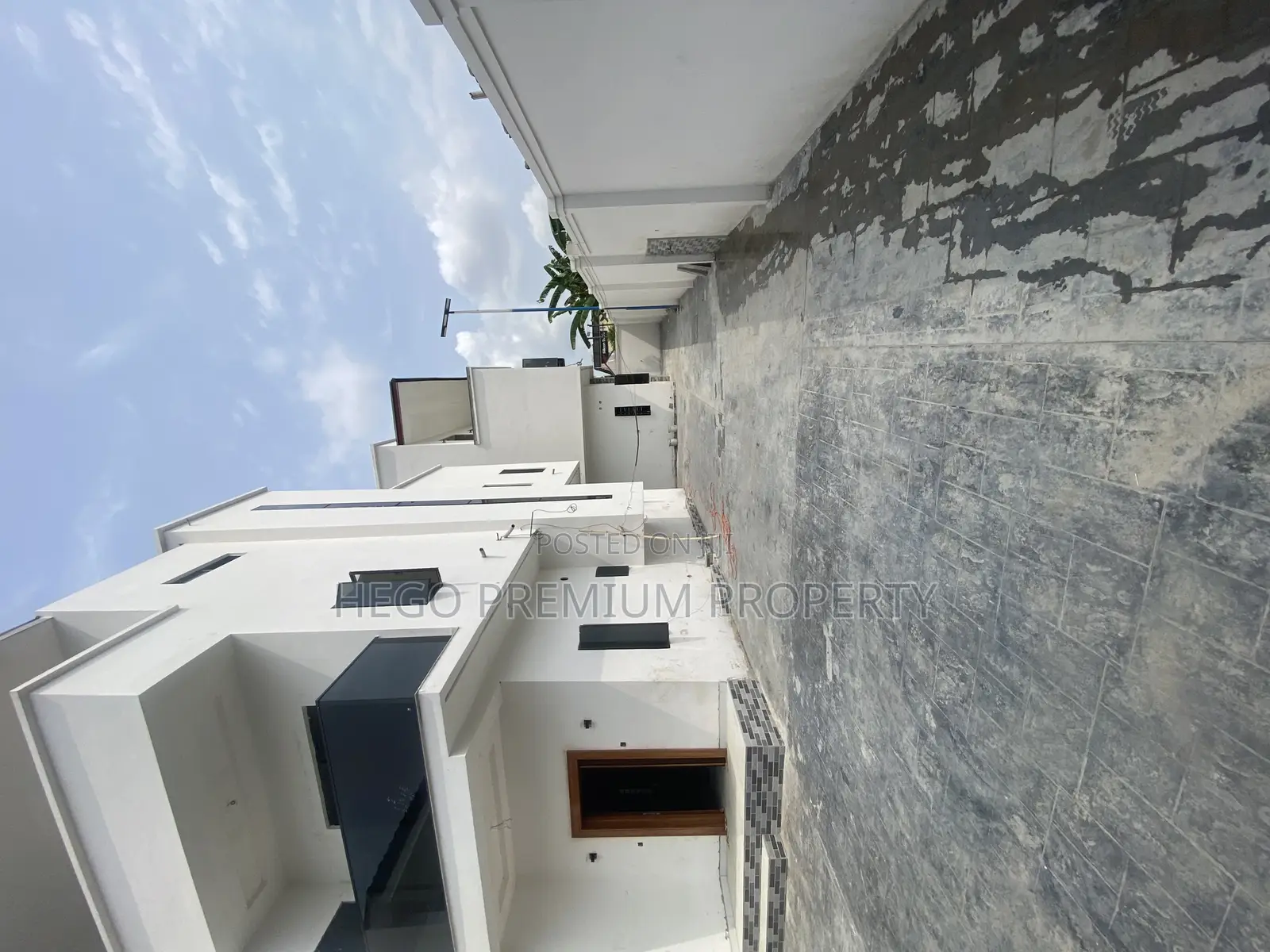 4bdrm Penthouse in Spring Valley, Uzoba for sale in Uzoba