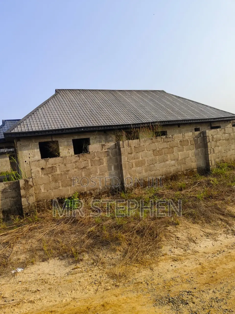 4 Uncompleted Bungalow for Sale in Mowe in Obafemi-Owode