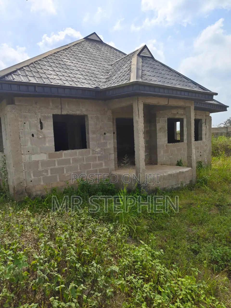 4 Uncompleted Bungalow for Sale in Mowe in Obafemi-Owode