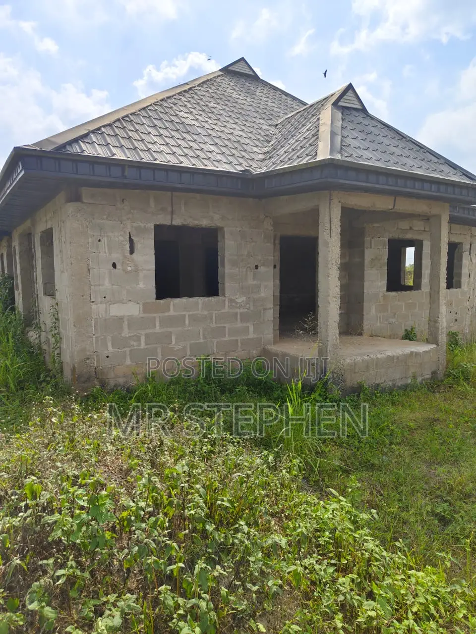 4 Uncompleted Bungalow for Sale in Mowe in Obafemi-Owode