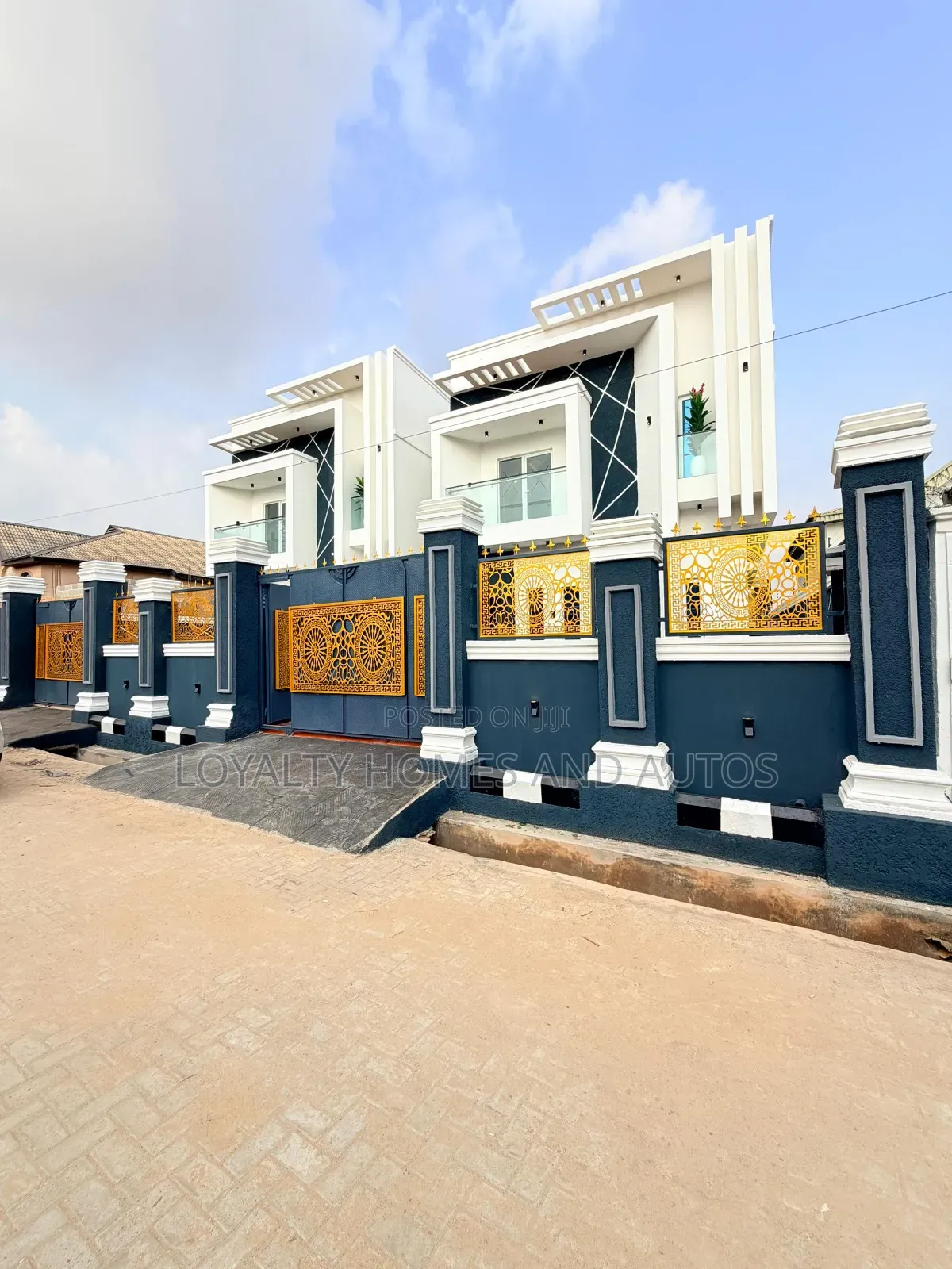 5bdrm House in Abule Egba for sale in Abule Egba