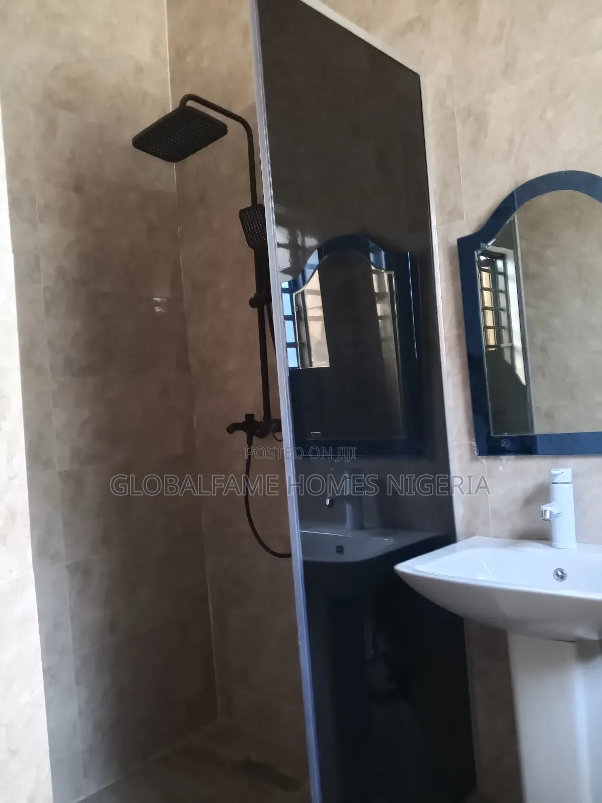 4bdrm Duplex in Otunla, Lakowe for rent in Lakowe