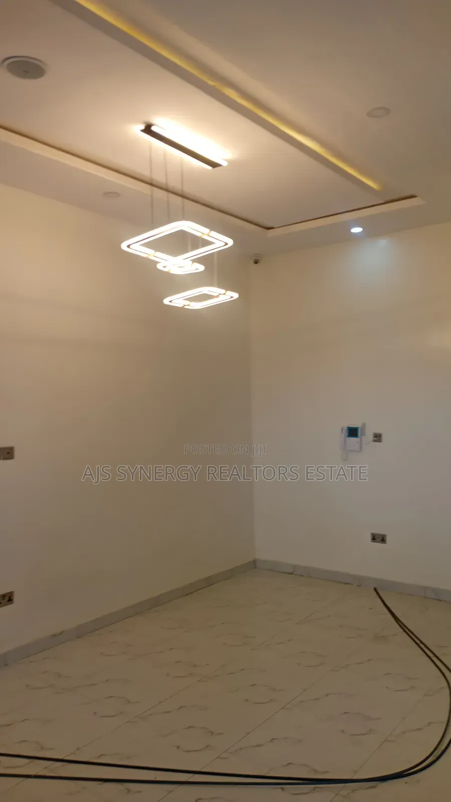 3bdrm Duplex in Abraham Adesanya Estate for sale in Abraham Adesanya Estate