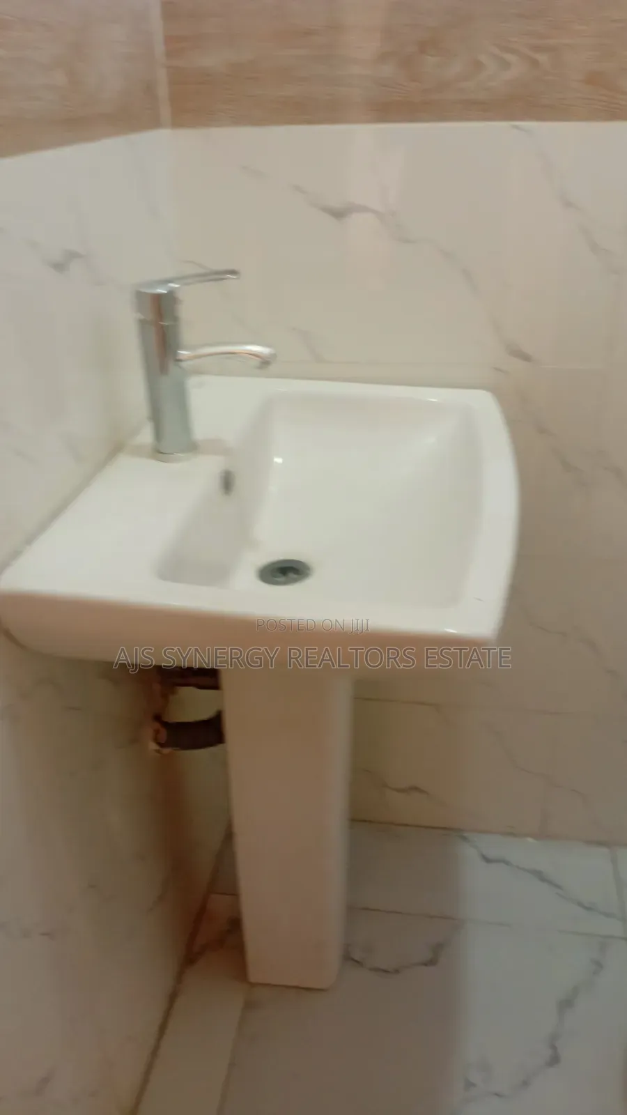 3bdrm Duplex in Abraham Adesanya Estate for sale in Abraham Adesanya Estate