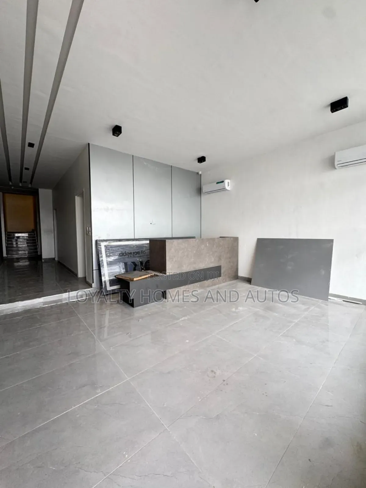 3bdrm Bungalow in Oshodi Expressway for sale in Oshodi Expressway