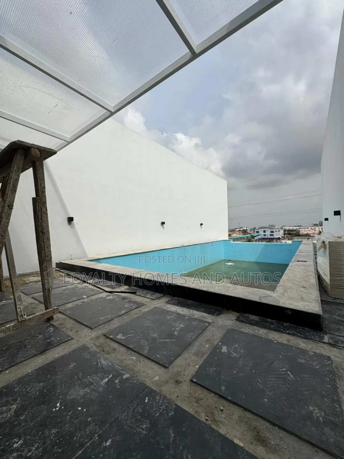 Commercial Property in Mushin