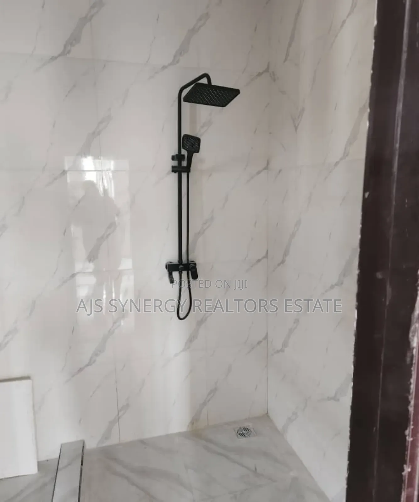 3bdrm Duplex in Abraham Adesanya Estate for sale in Abraham Adesanya Estate