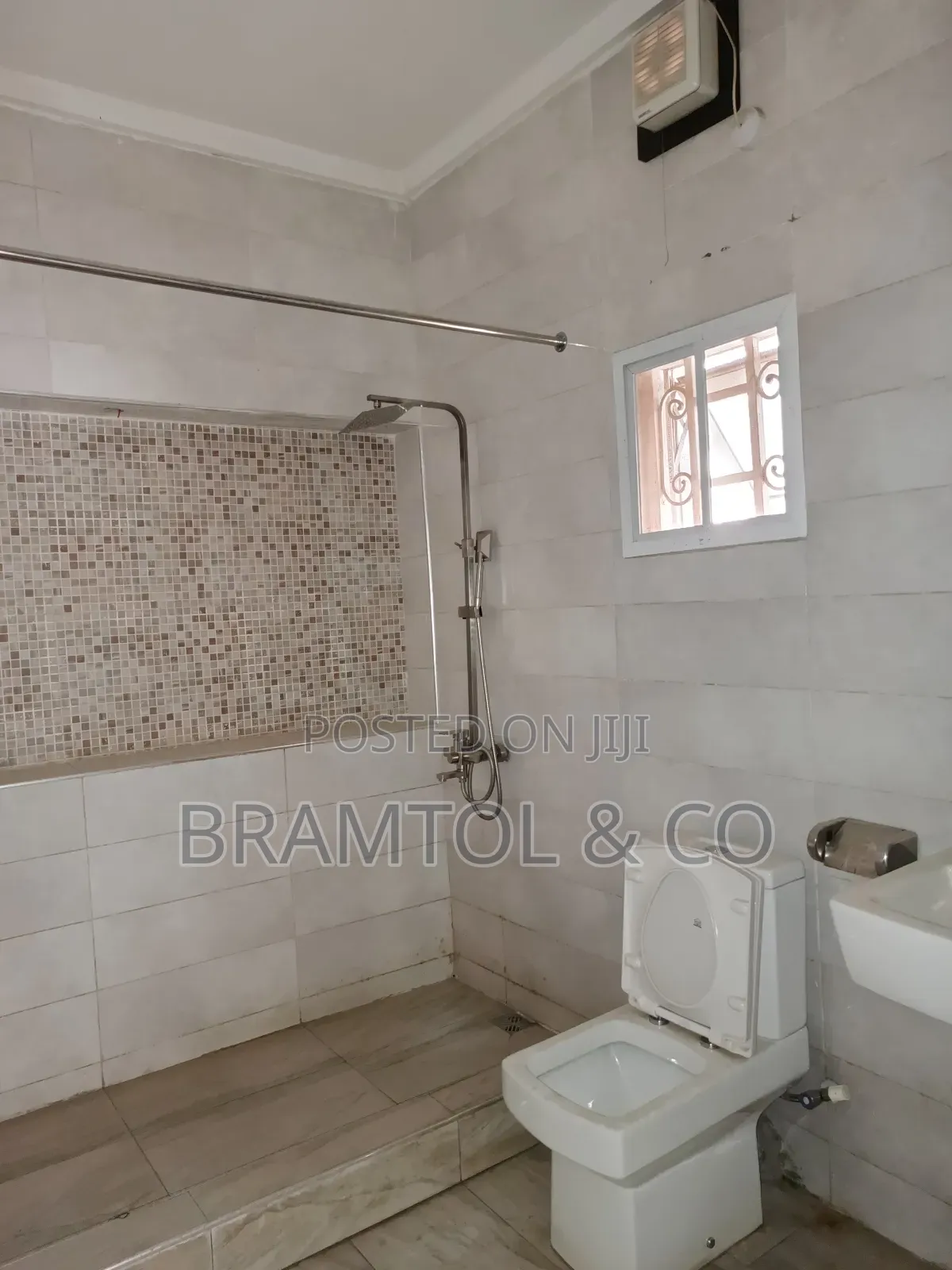 4bdrm Townhouse / Terrace in Wuse 2 for rent in Wuse 2