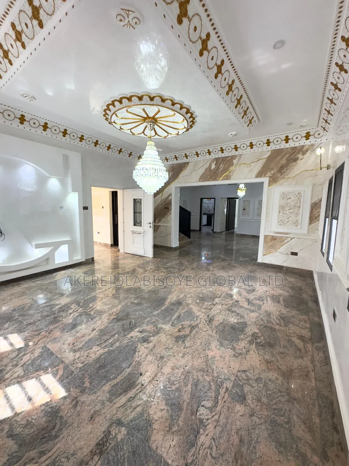 4bdrm Duplex in Karsana Gwarinpa, for sale in Karsana