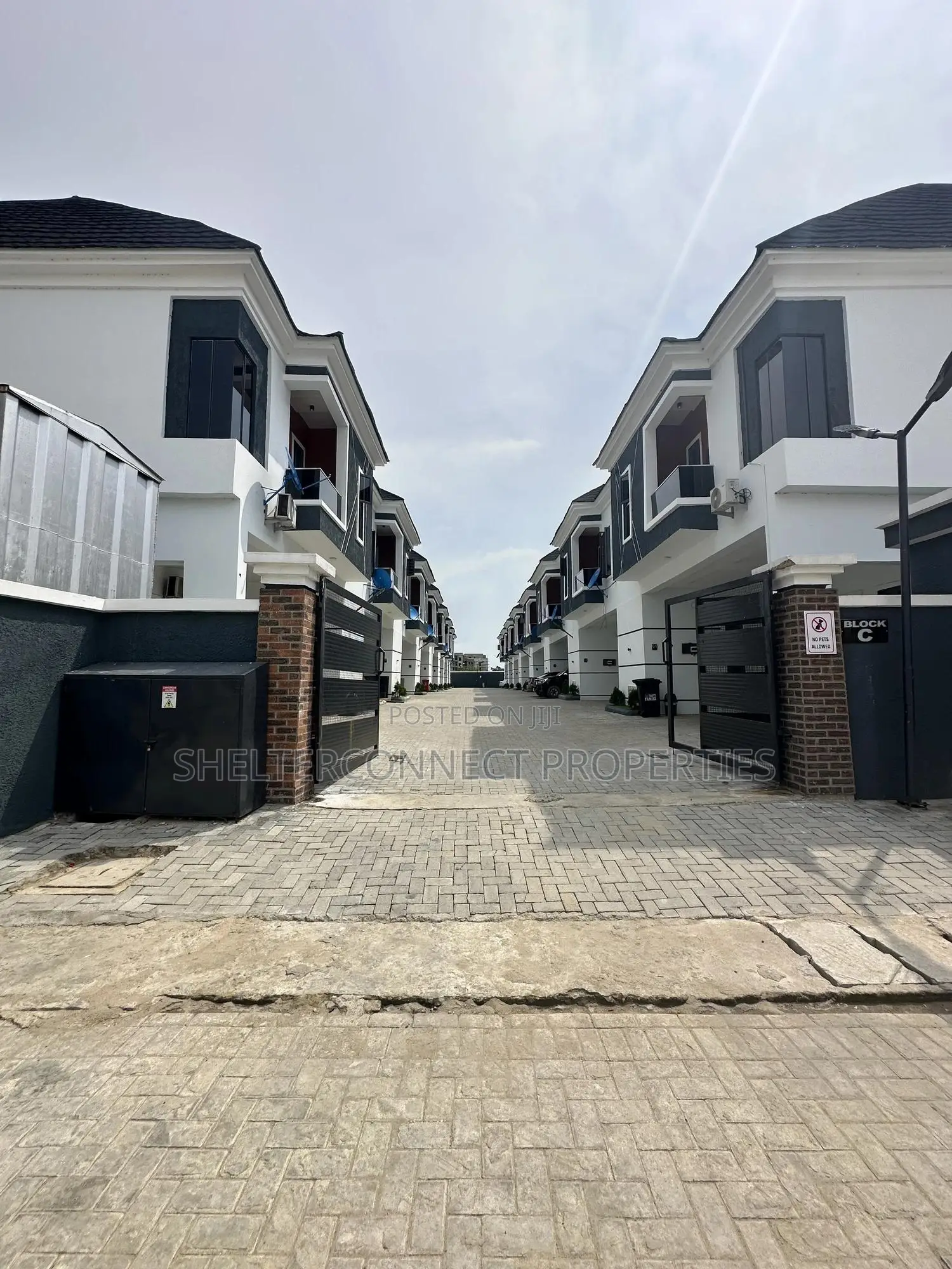3bdrm Townhouse/Terrace in Ajah for sale in Ajah