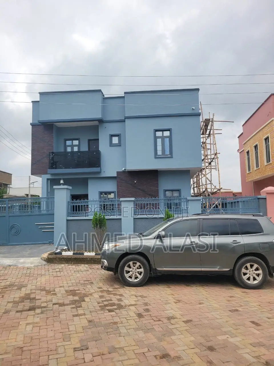 Furnished 3bdrm Duplex in Adron City Park And, Alakia for sale in Alakia