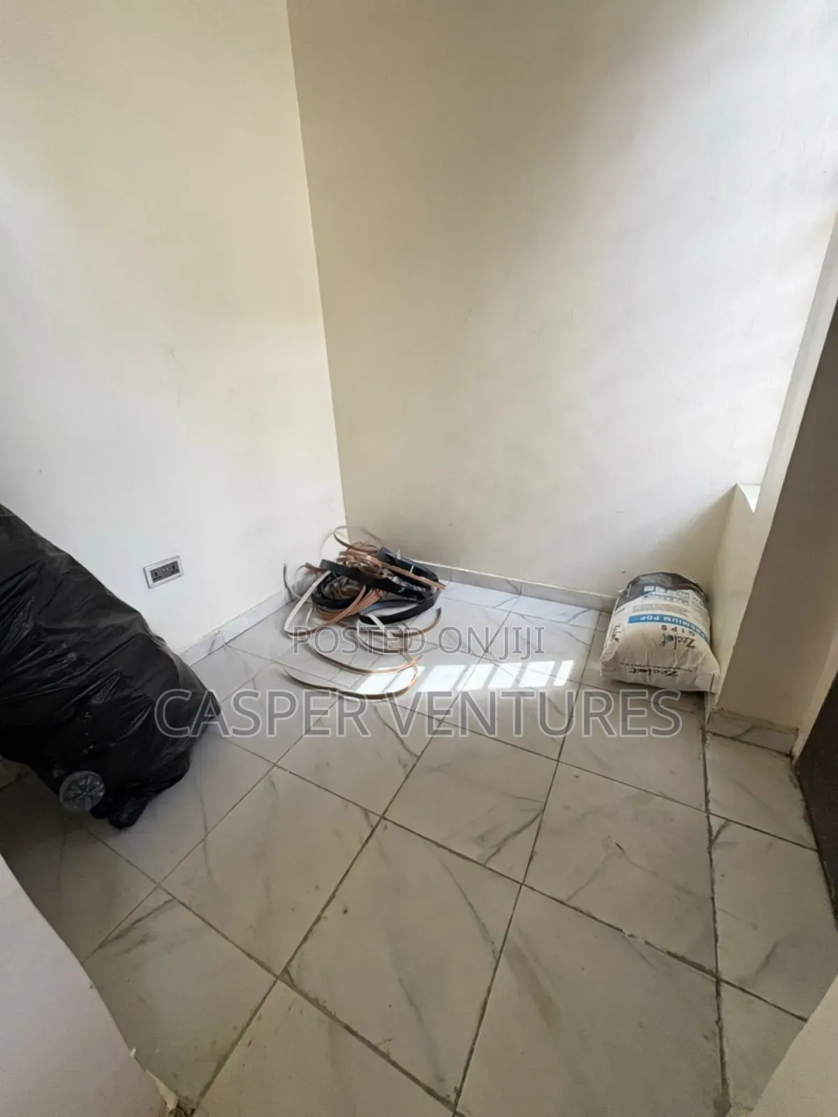 1bdrm Bedsitter in Ikota Villa for rent in Ikota