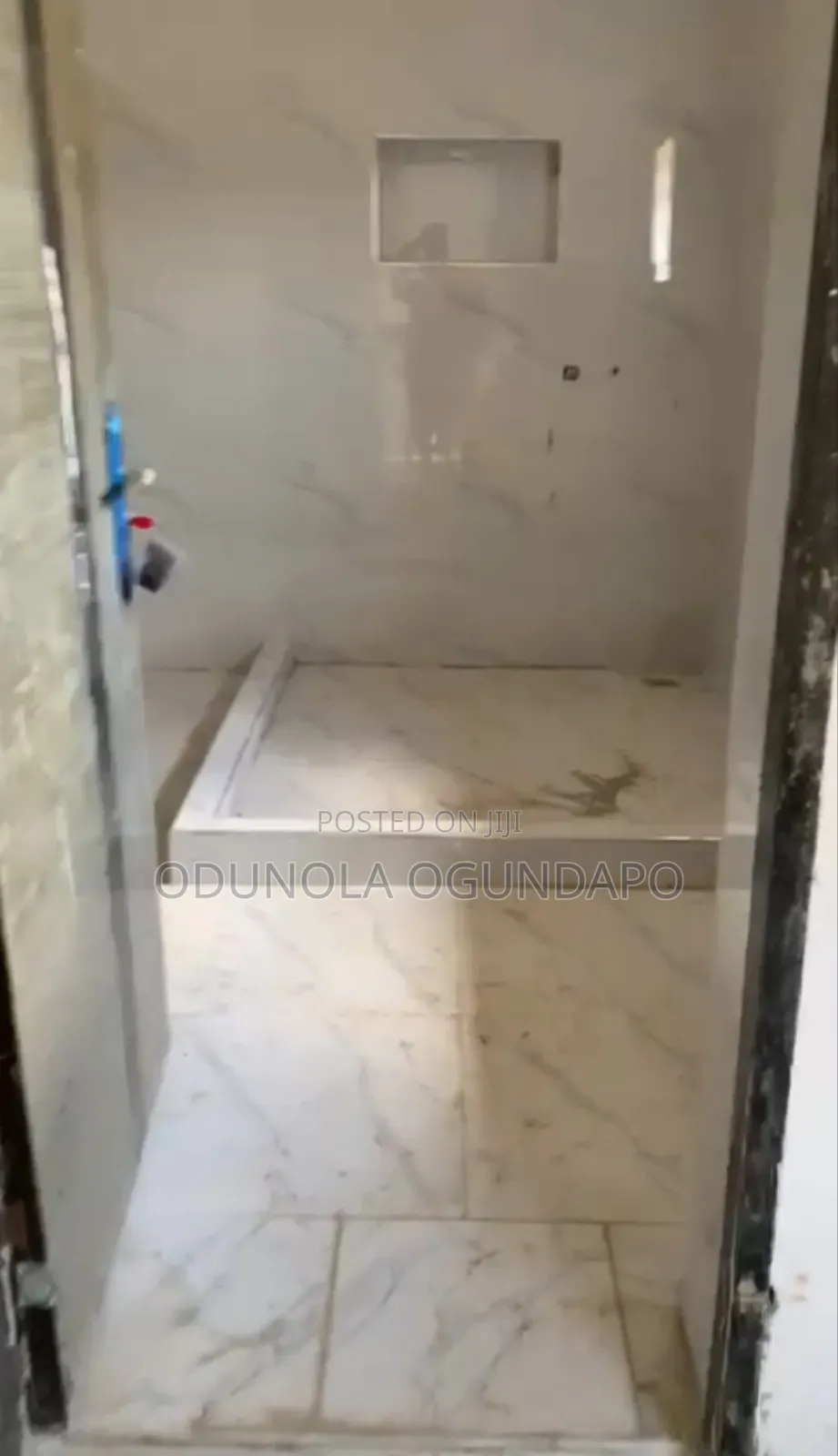 4bdrm Bungalow in Akobo for sale in Akobo