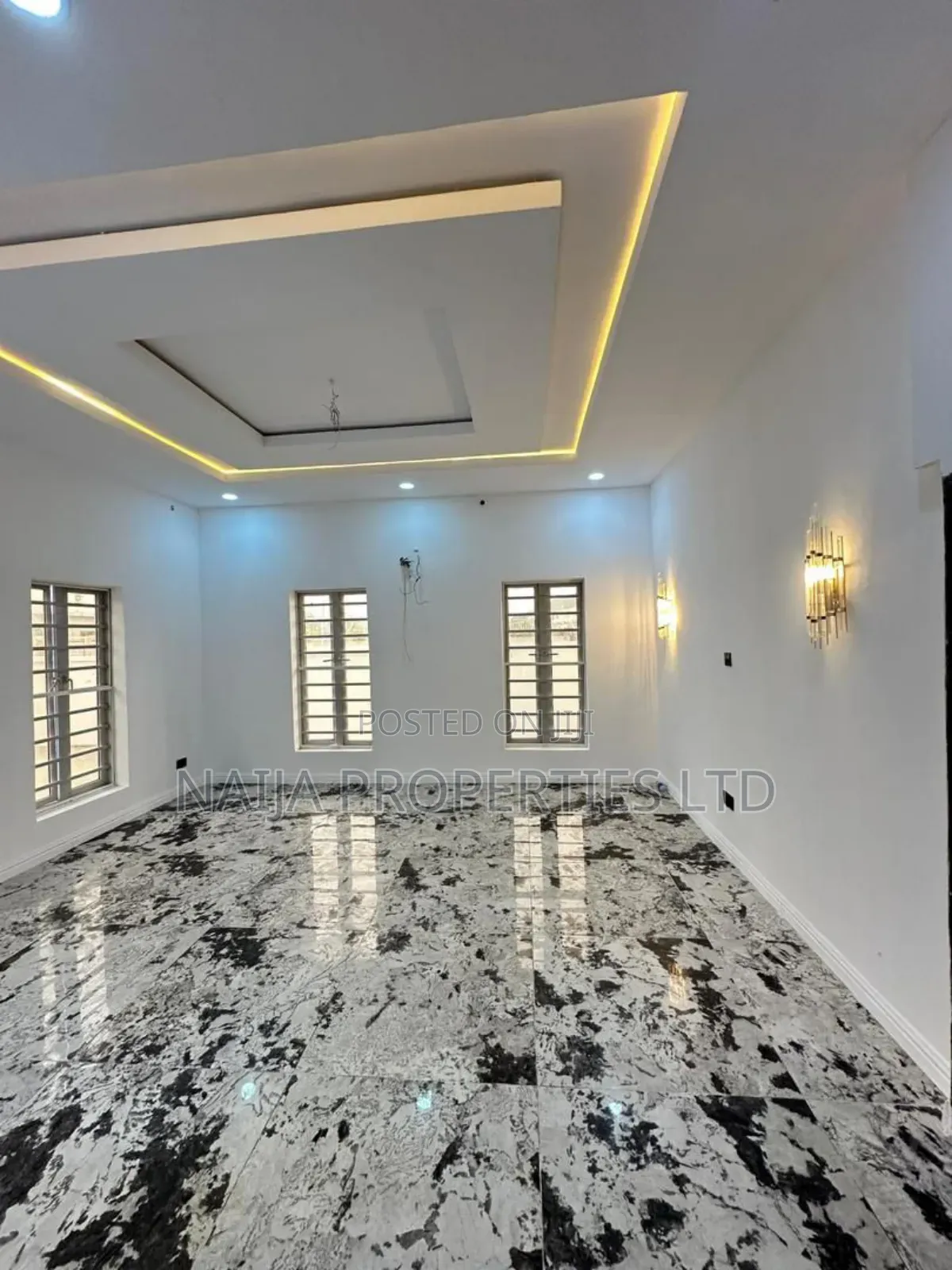 4bdrm Duplex in Lekki County for sale in Lekki