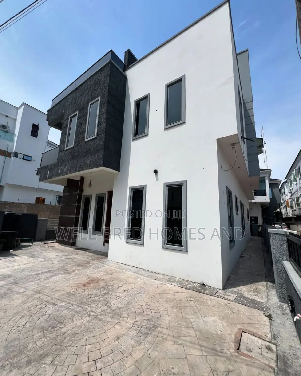 4bdrm Duplex in Ikota Lekki Lagos for rent in Lekki