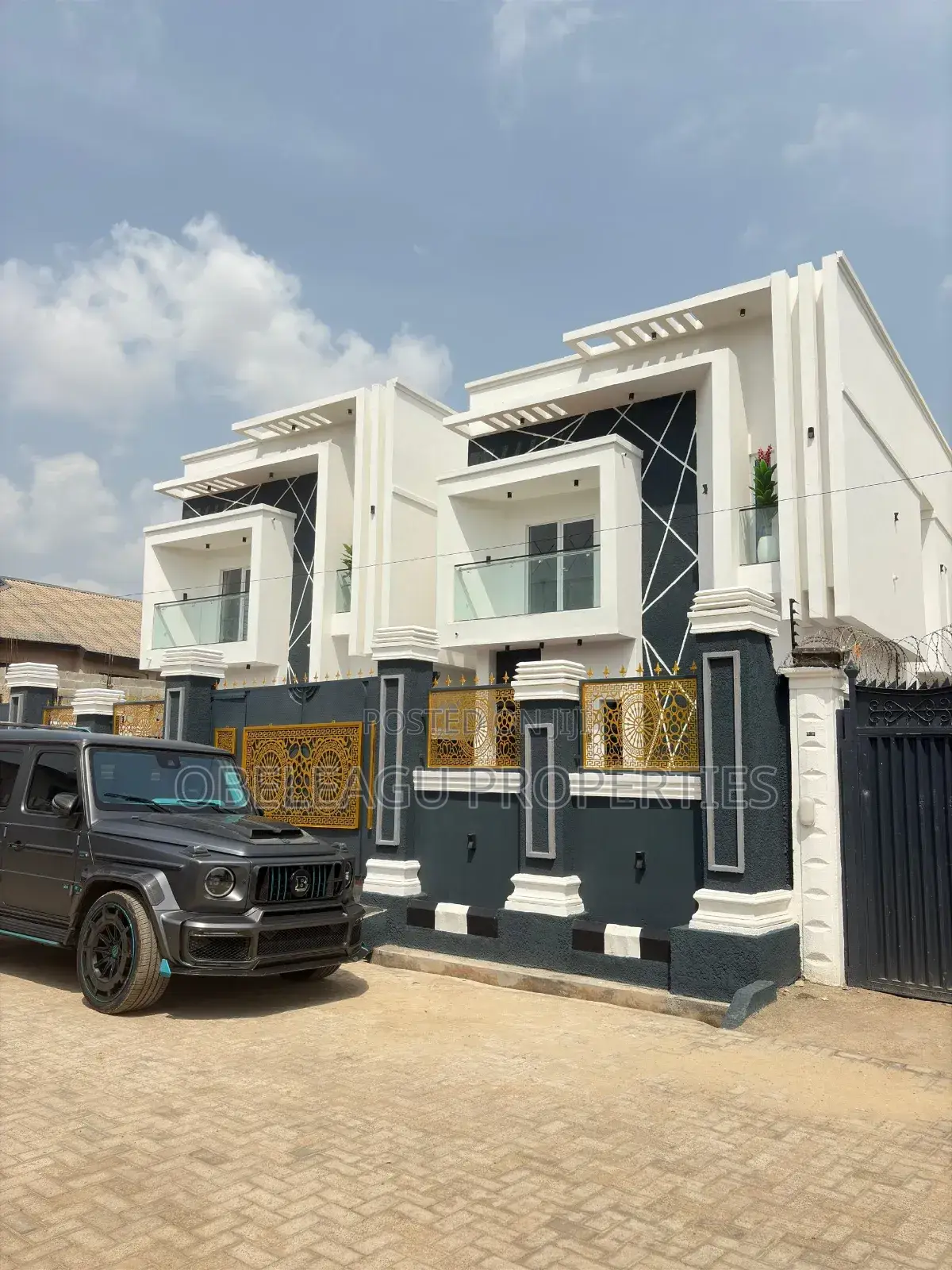 7bdrm Duplex in Amazing Grace, Orile for sale in Orile