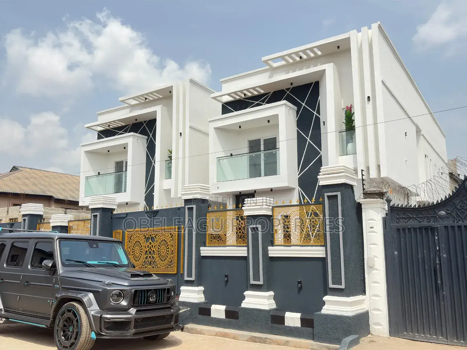 7bdrm Duplex in Amazing Grace, Orile for sale in Orile