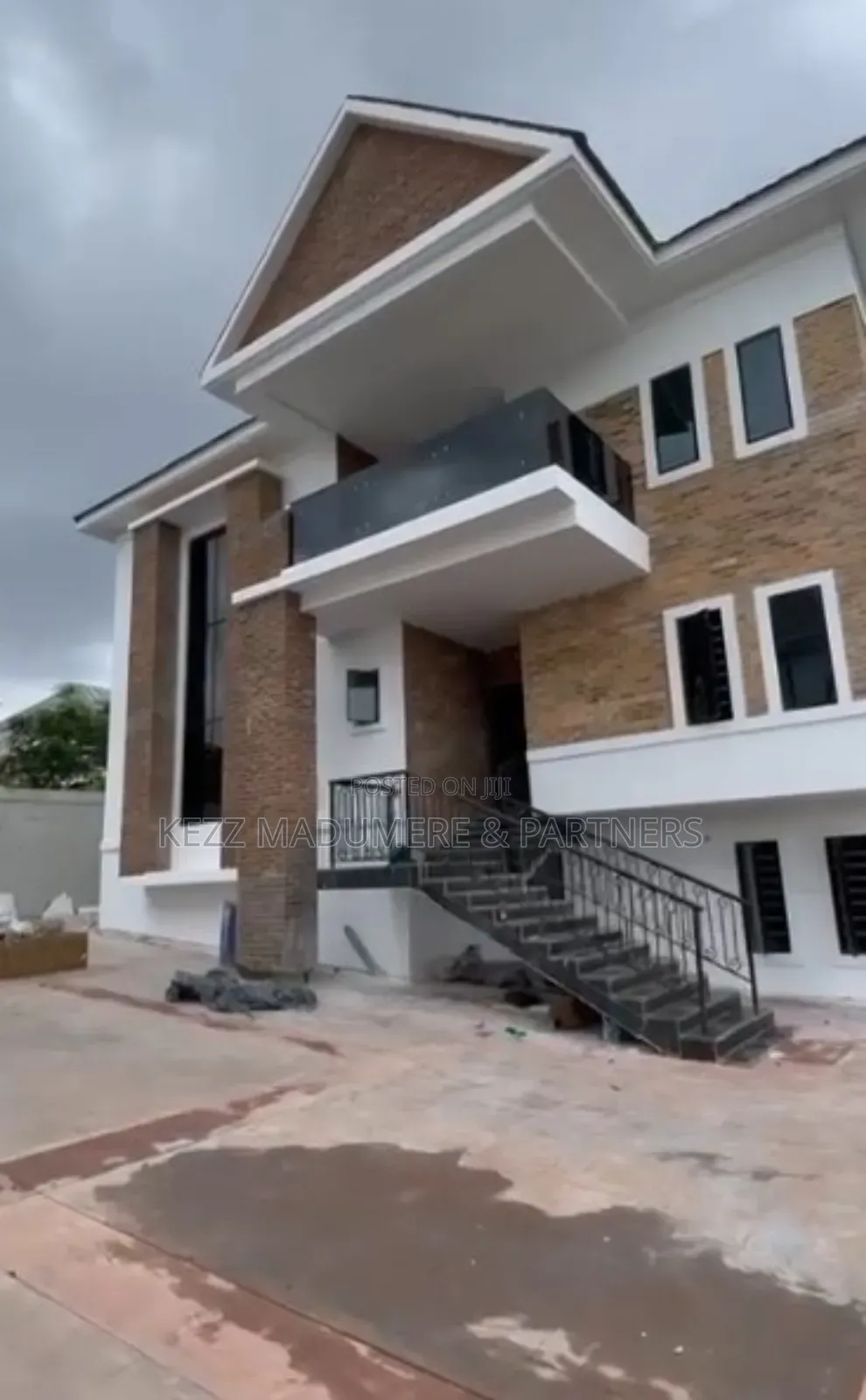 6bdrm Duplex in Independence Layout, for sale in Enugu