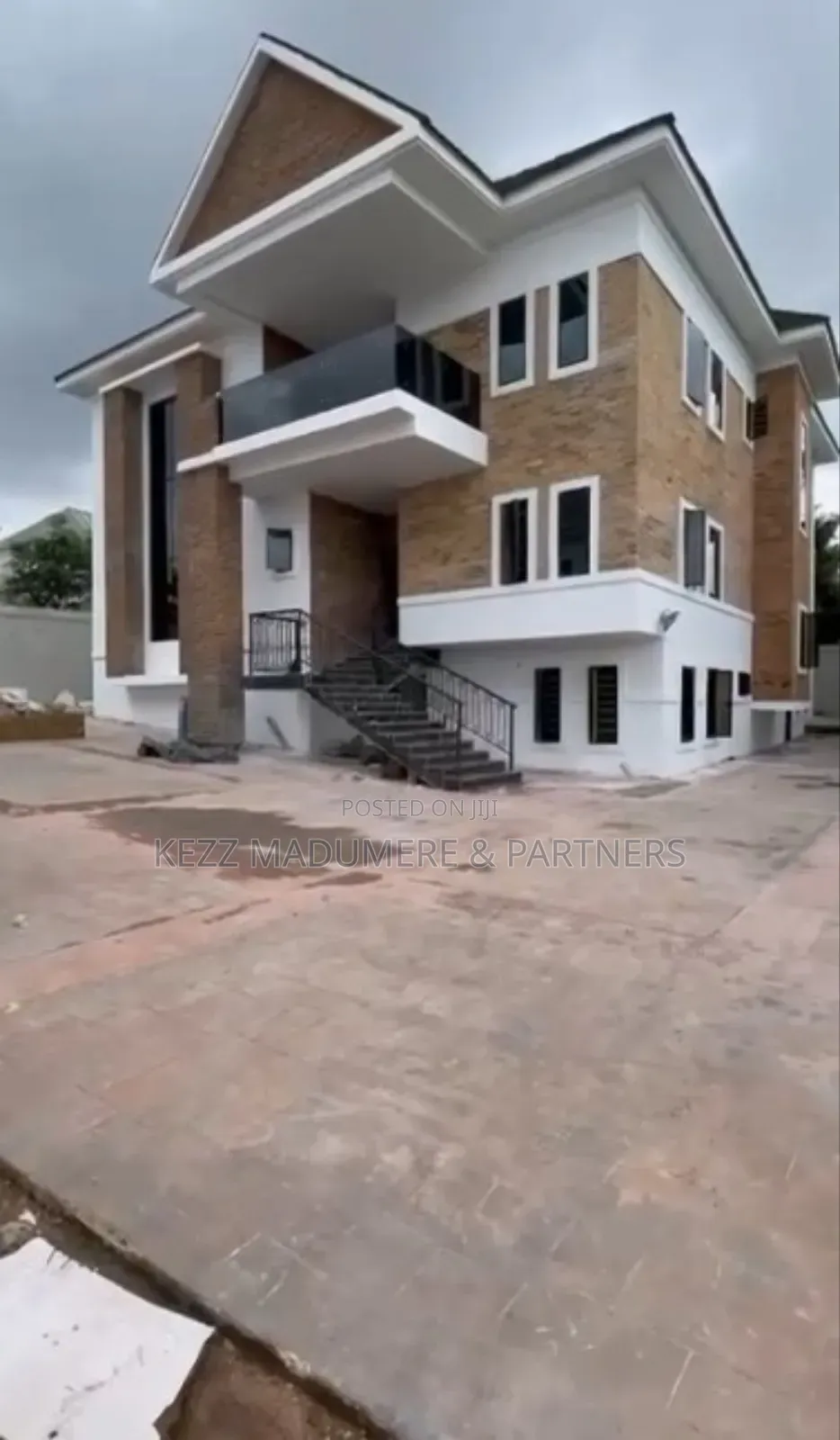 6bdrm Duplex in Independence Layout, for sale in Enugu