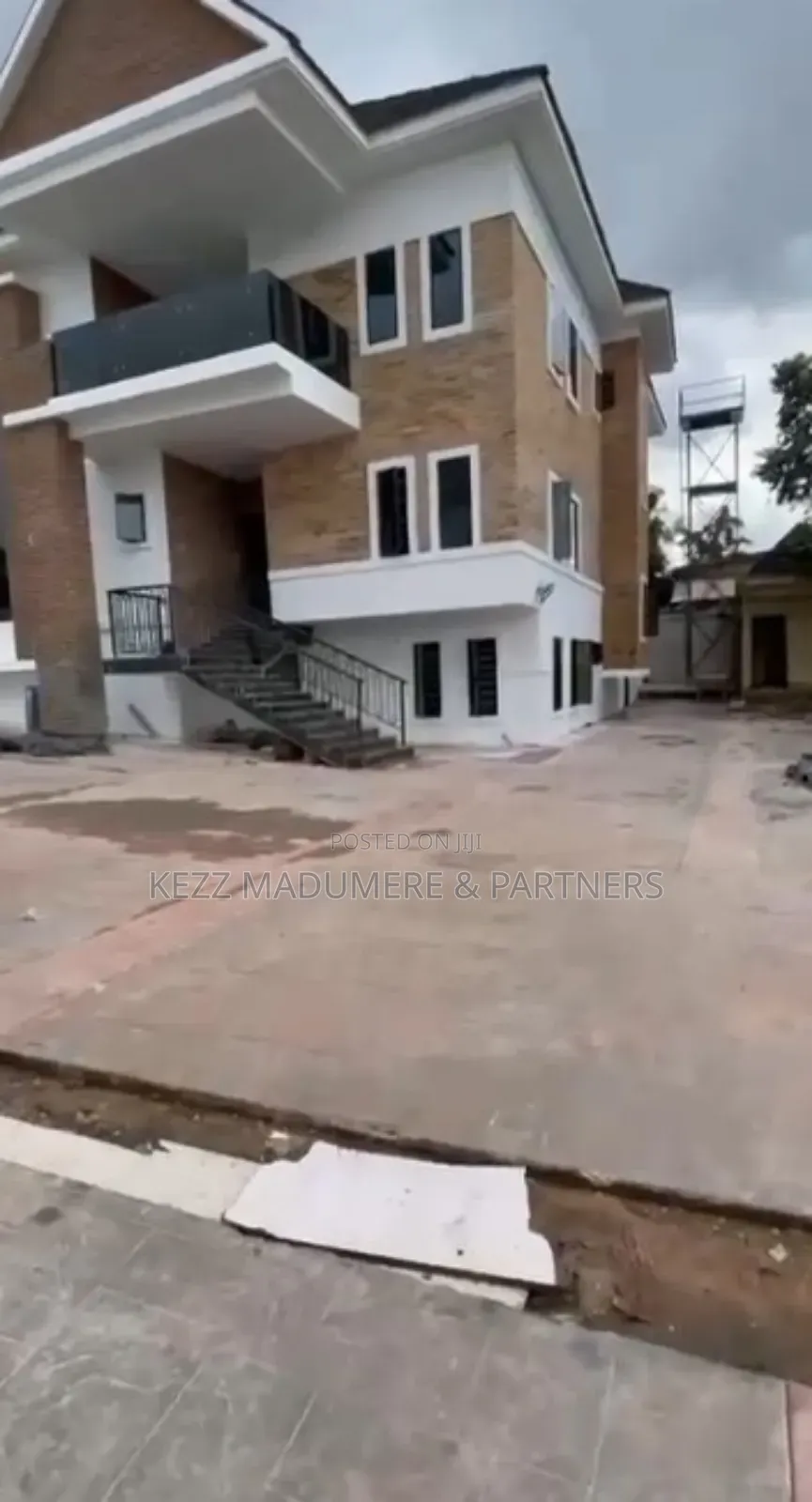 6bdrm Duplex in Independence Layout, for sale in Enugu