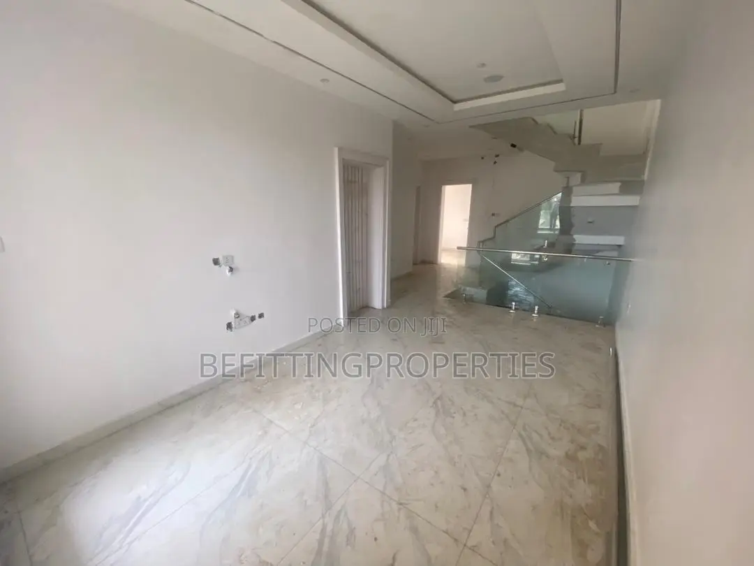 4bdrm Duplex in Ogudu GRA for sale in Ogudu GRA
