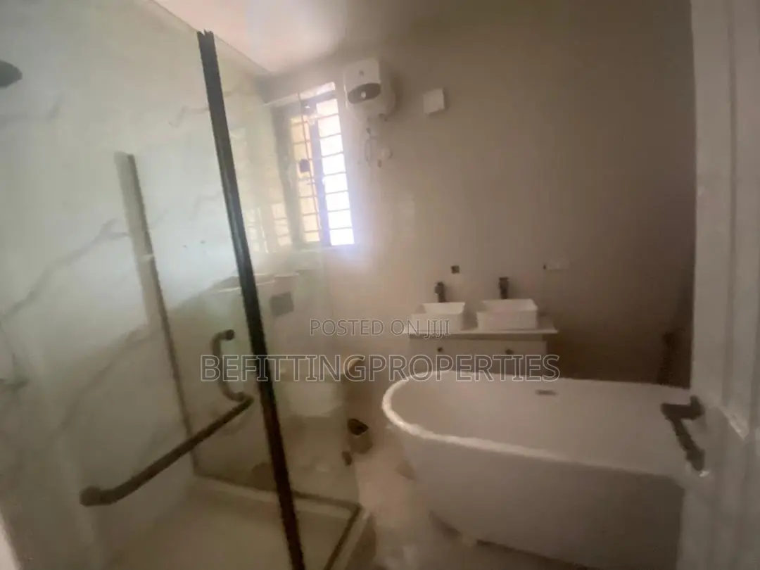 4bdrm Duplex in Ogudu GRA for sale in Ogudu GRA