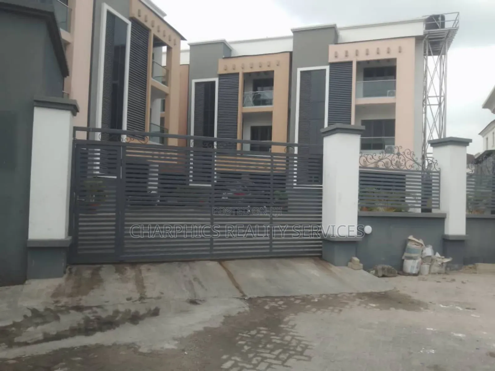 4bdrm Duplex in Banana Island for rent in Banana Island