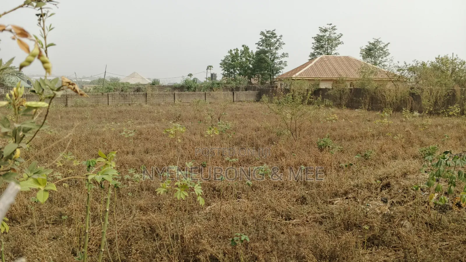 1000sqm. Land for Sale in Phase 4 / Jikwoyi