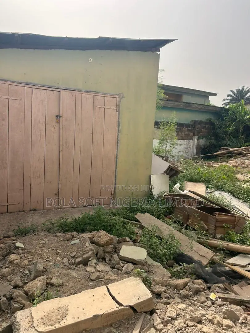 Residential Plot of 400sqm at Oluyole Main Estate , Ibadan. in Oluyole