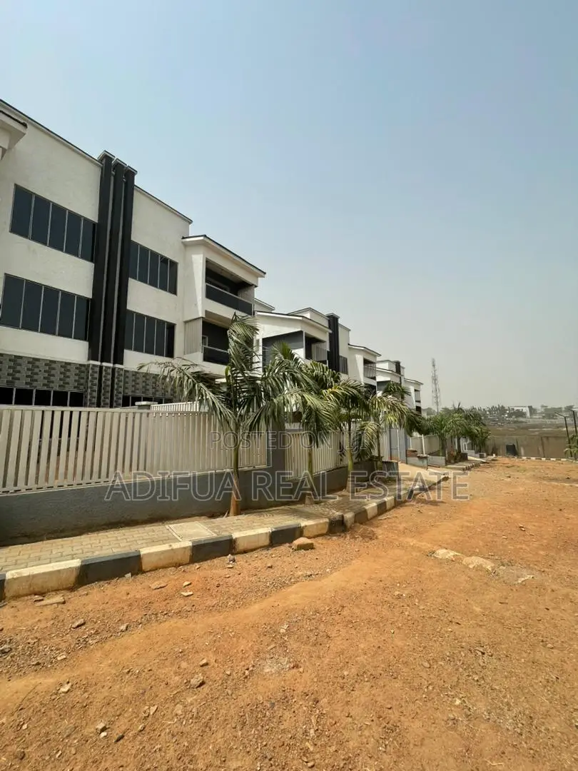 5-Bedroom Semi Detached Duplex + B.Q in Dakibiyu