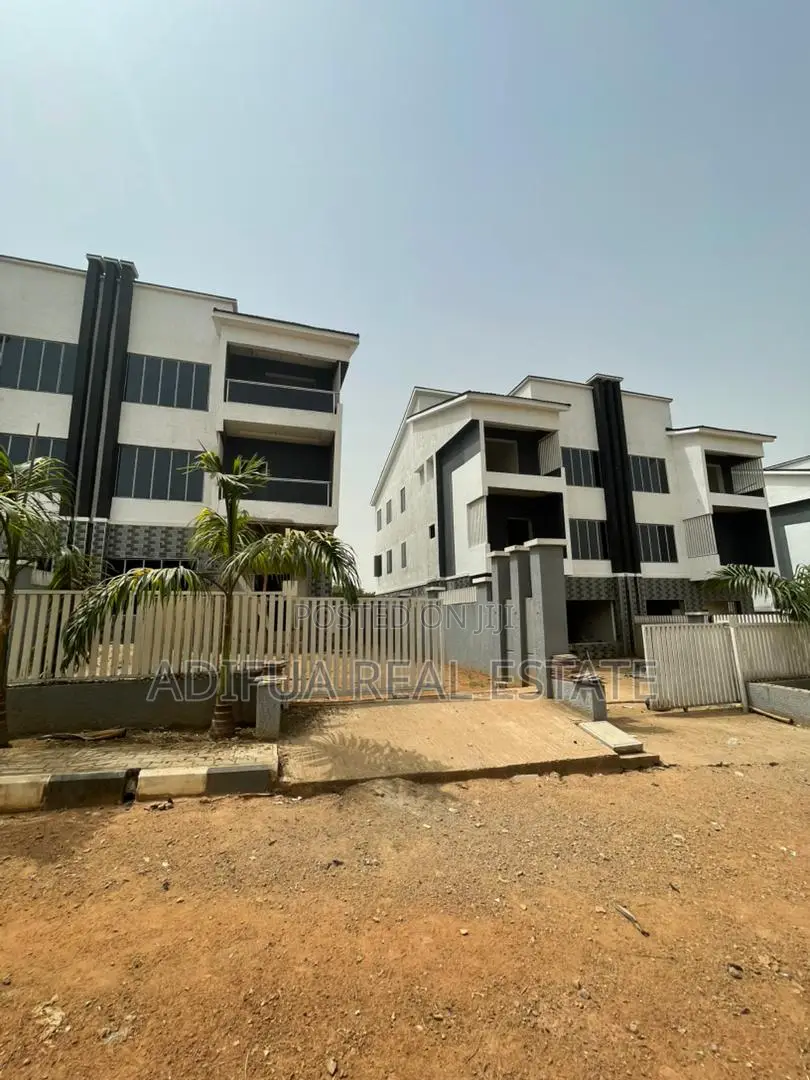 5-Bedroom Semi Detached Duplex + B.Q in Dakibiyu