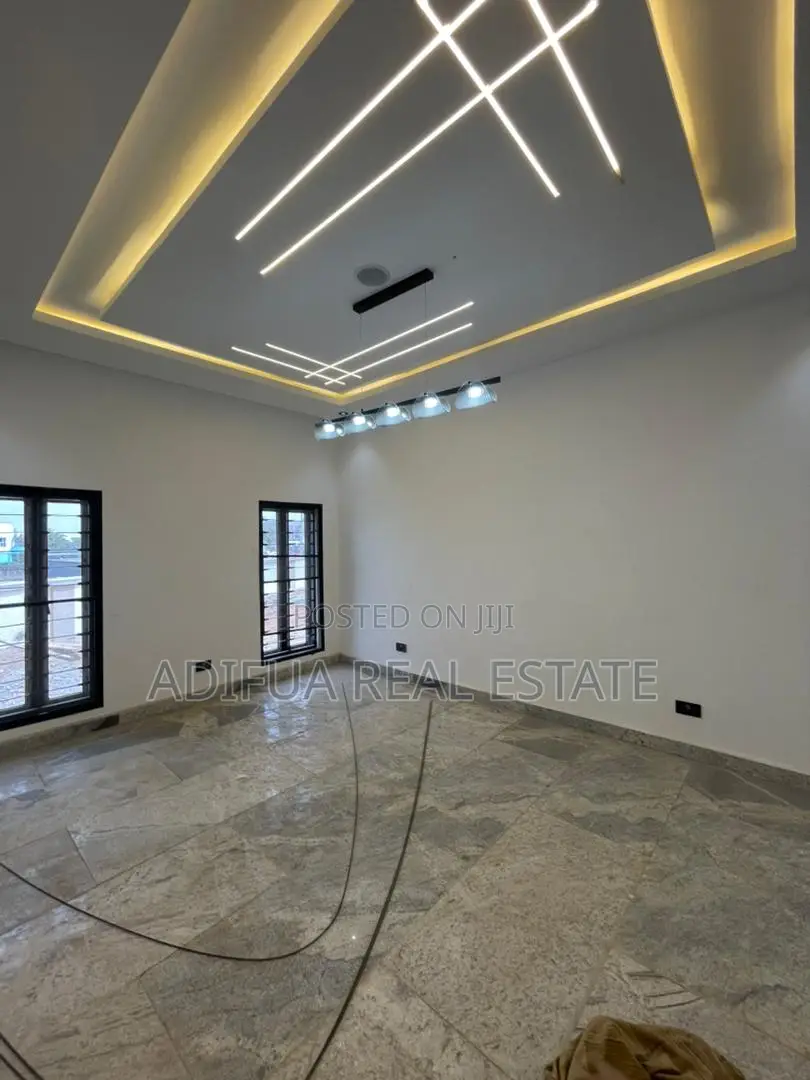 Smart 5-Bedroom Fully Detached + 2b.Q in Dakibiyu