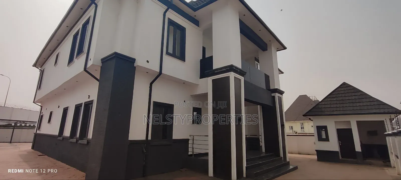5bdrm Duplex in Efab Metropolis, Gwarinpa for sale in Gwarinpa