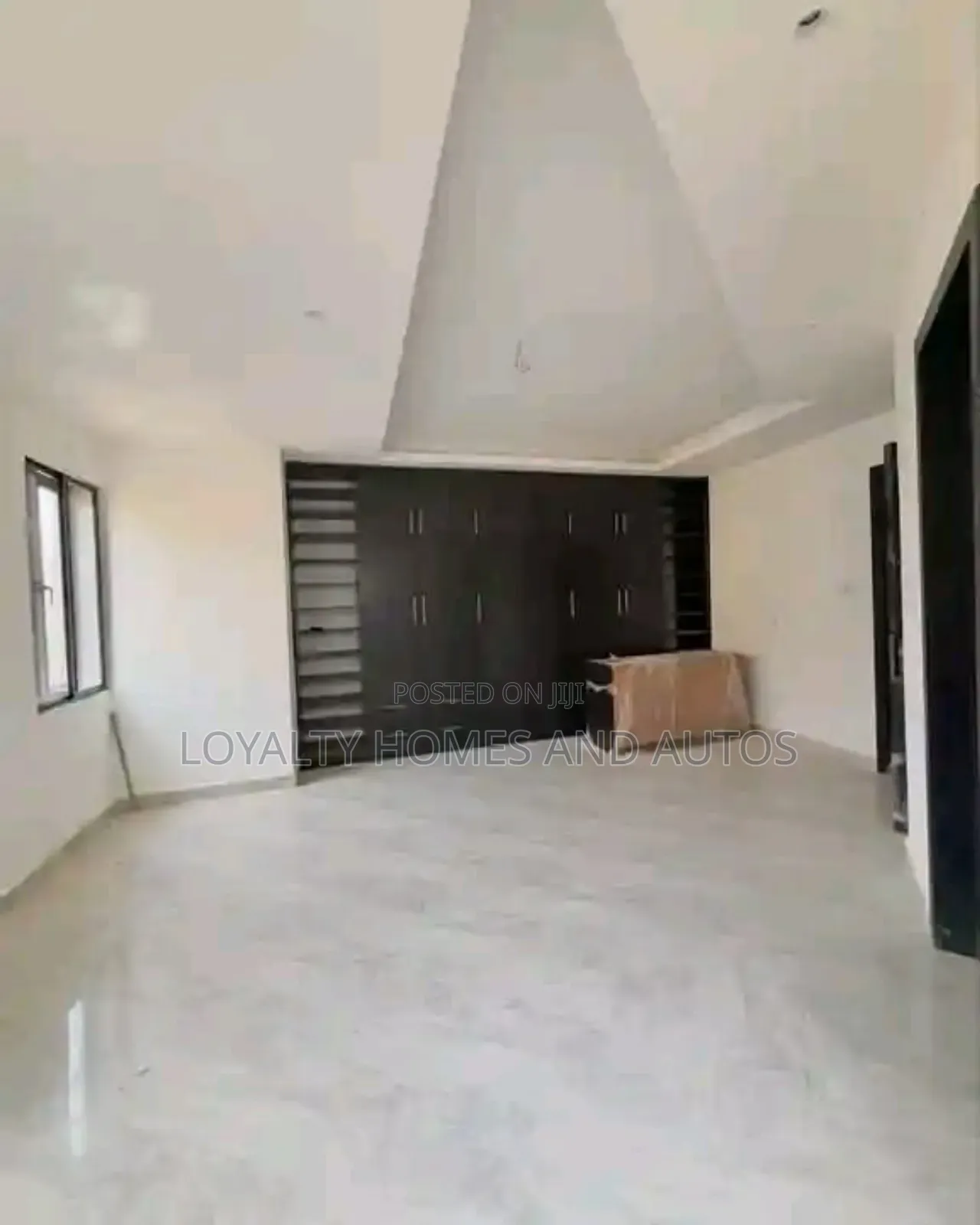 4bdrm House in Adeniyi Jones for sale in Adeniyi Jones