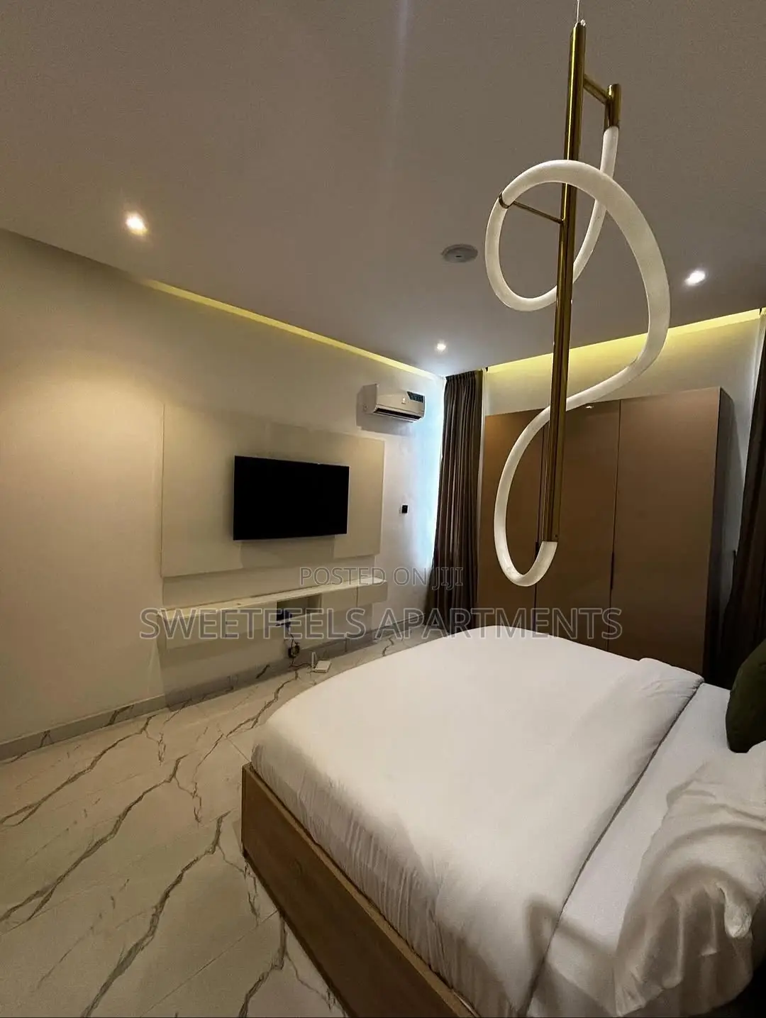Luxe 2 Bedroom Apartment With Ps5, Snooker. in Lekki Phase 1
