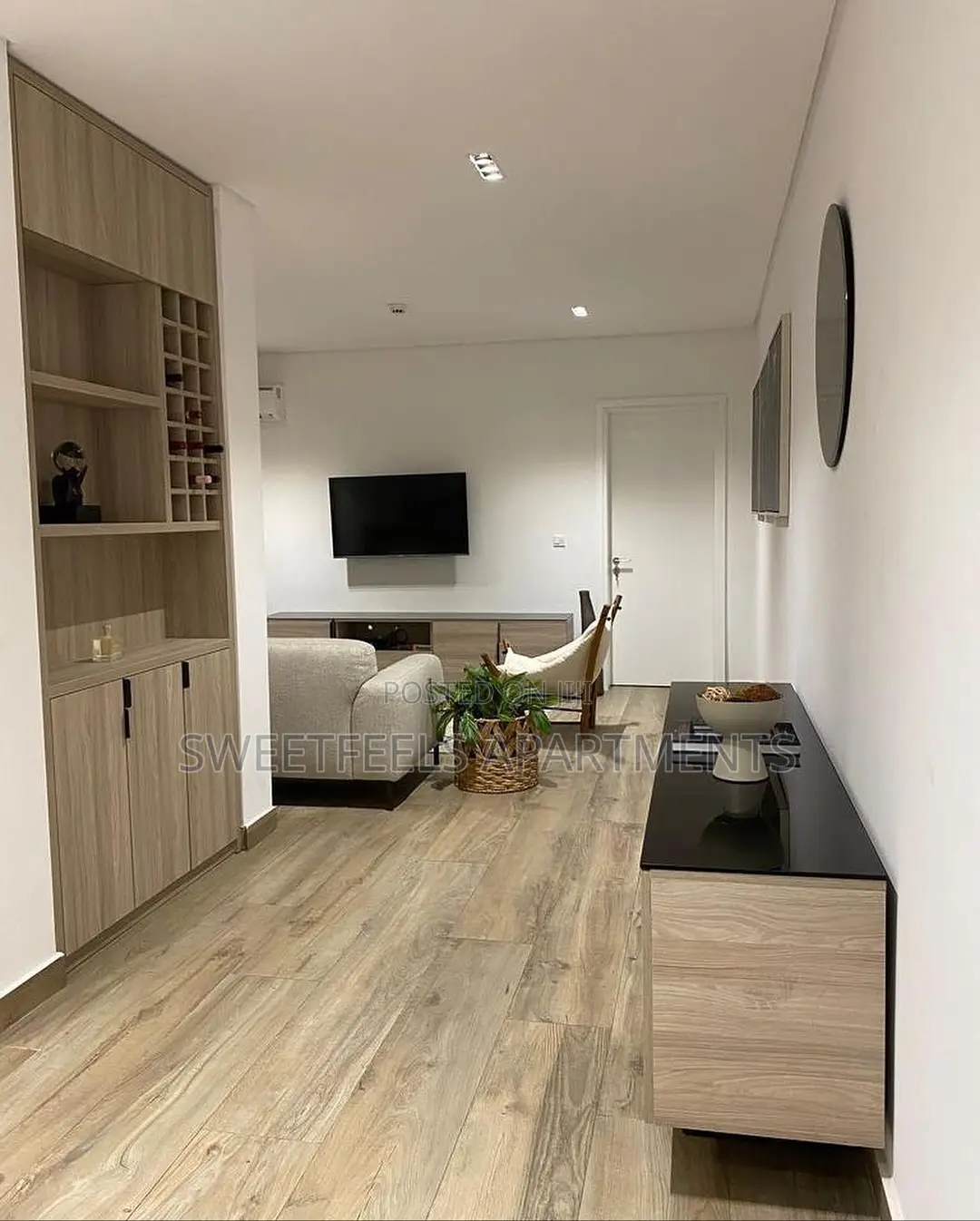 Exquisite Luxury One Bedroom Apartment With a Rooftop Pool. in Kofo Abayomi