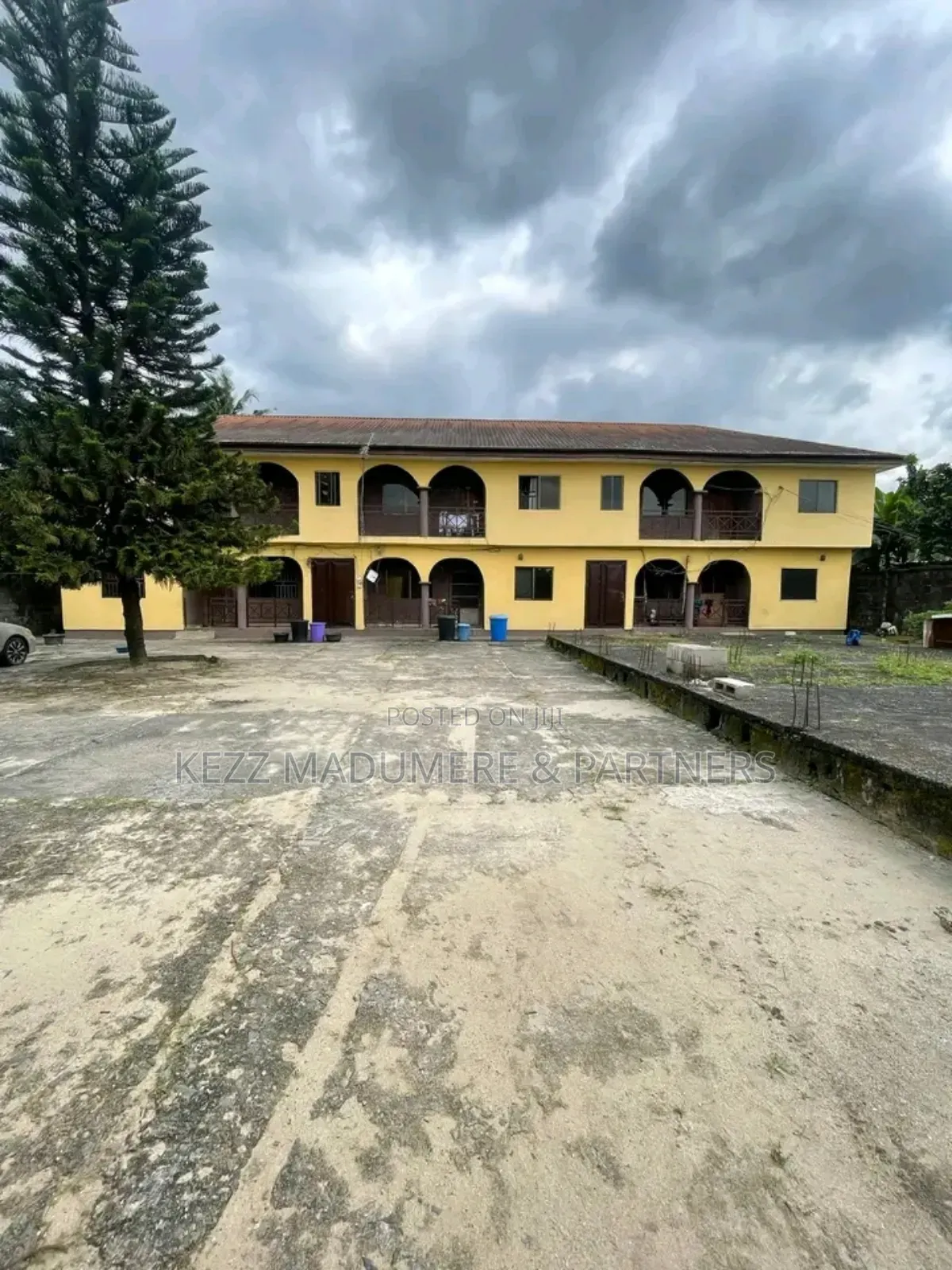 6bdrm Block of Flats in Eneka , Port for sale in Eneka