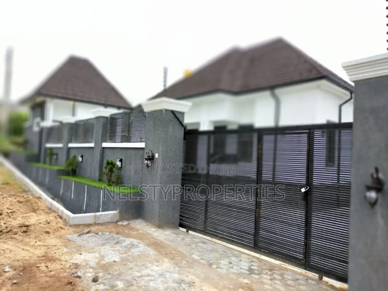 3bdrm Bungalow in Efab Queen'S, Gwarinpa for sale in Gwarinpa