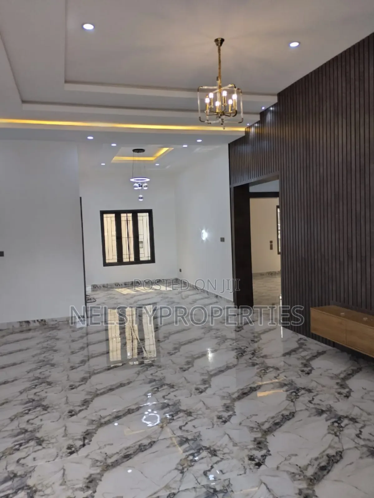 3bdrm Bungalow in Efab Queen'S, Gwarinpa for sale in Gwarinpa