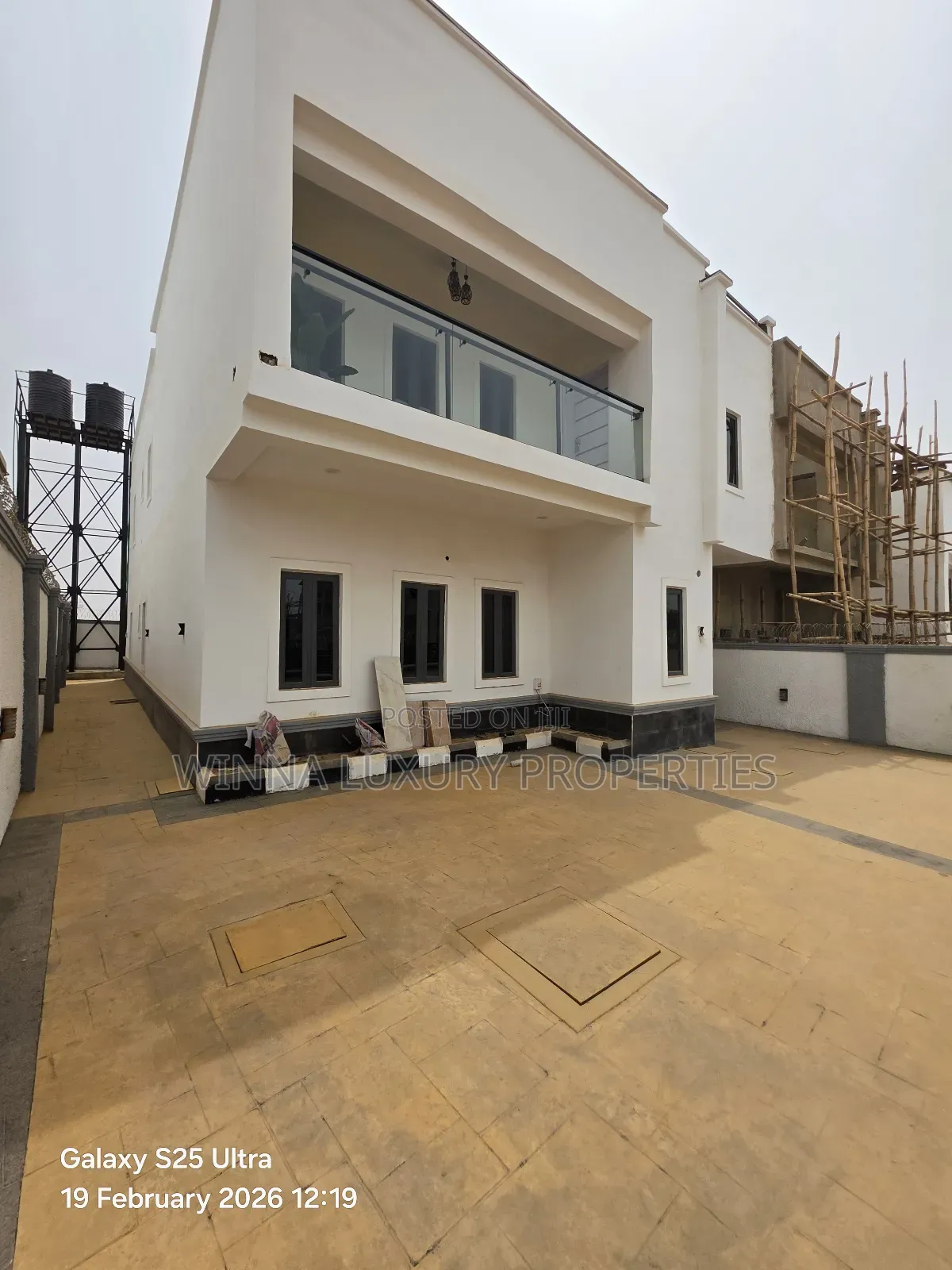 4bdrm Duplex in Nuga Estate, Lugbe District for sale in Lugbe District