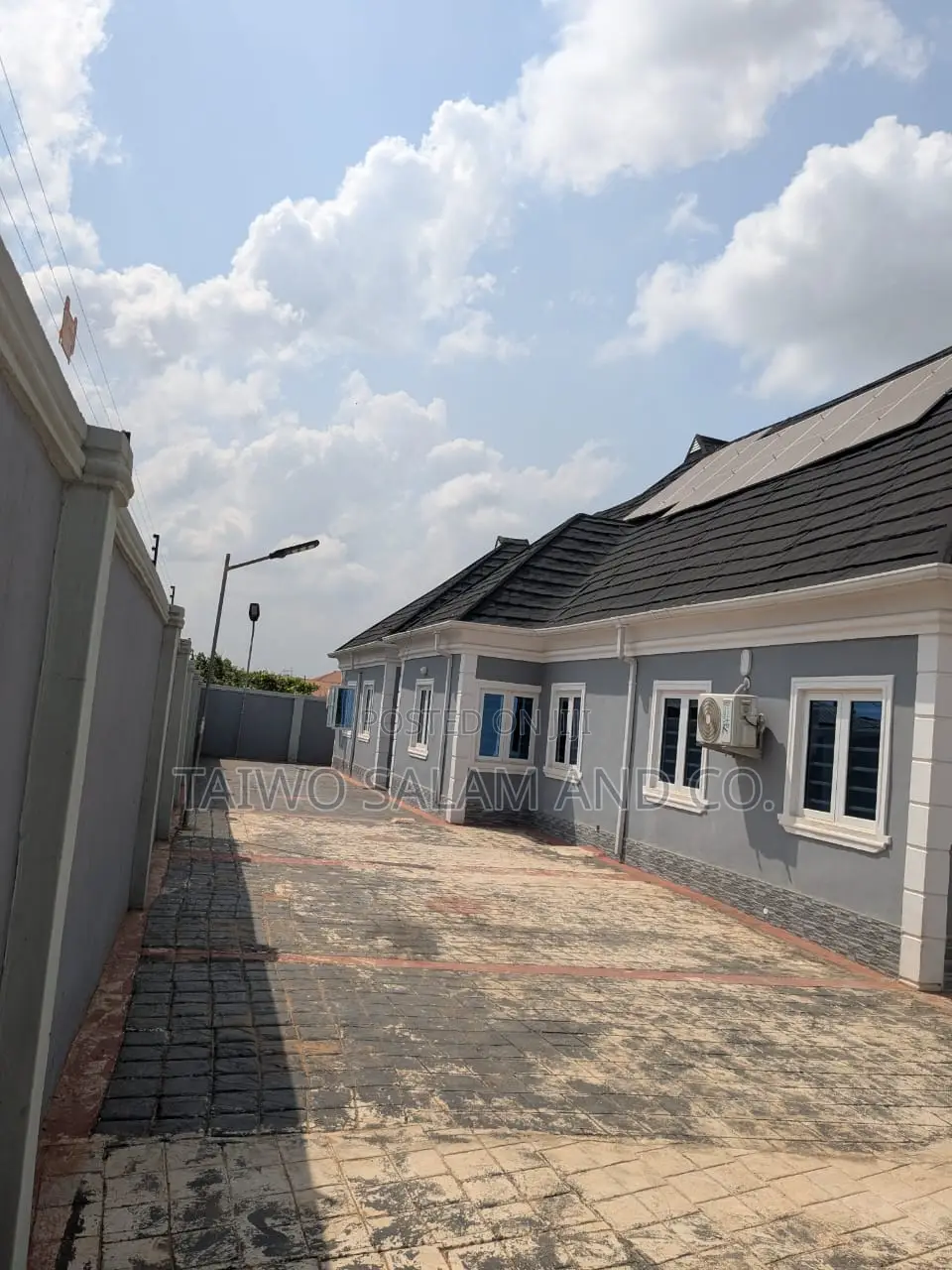 Furnished 4bdrm Bungalow in Bola Extention, Ojoo for sale in Ojoo