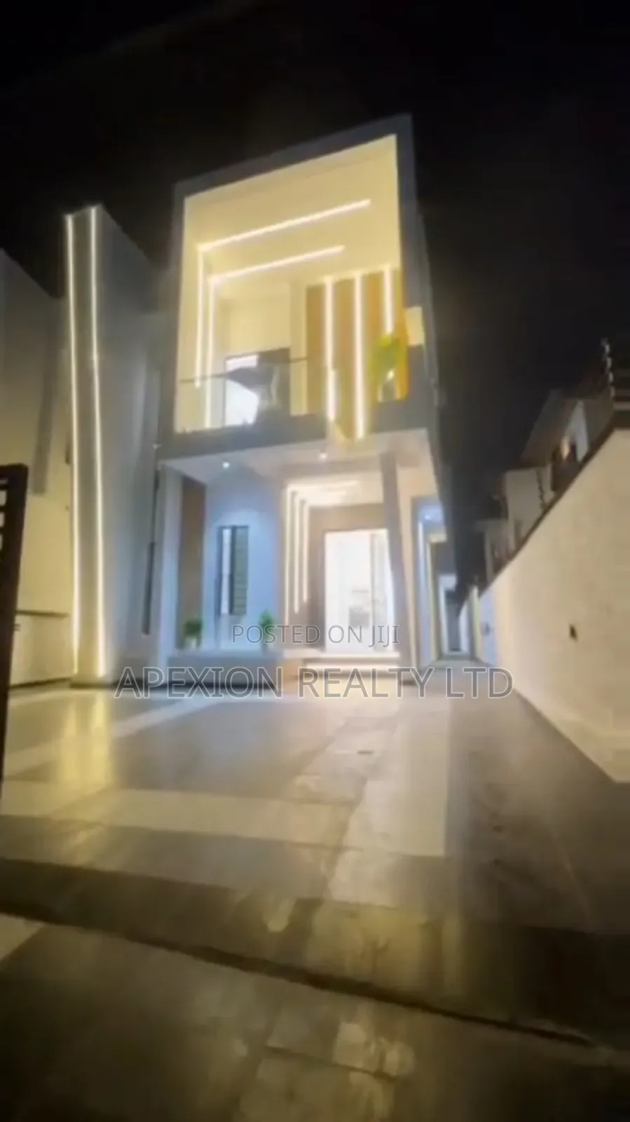 5bdrm Duplex in Thomasville Estate, Ajah for sale in Ajah