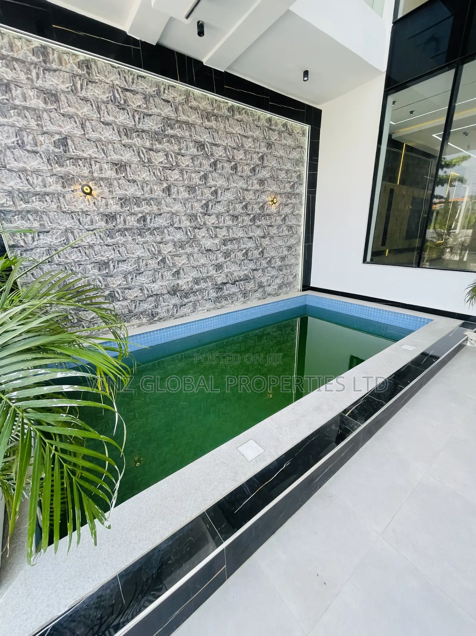 5bdrm Duplex in Lekki for sale in Lekki