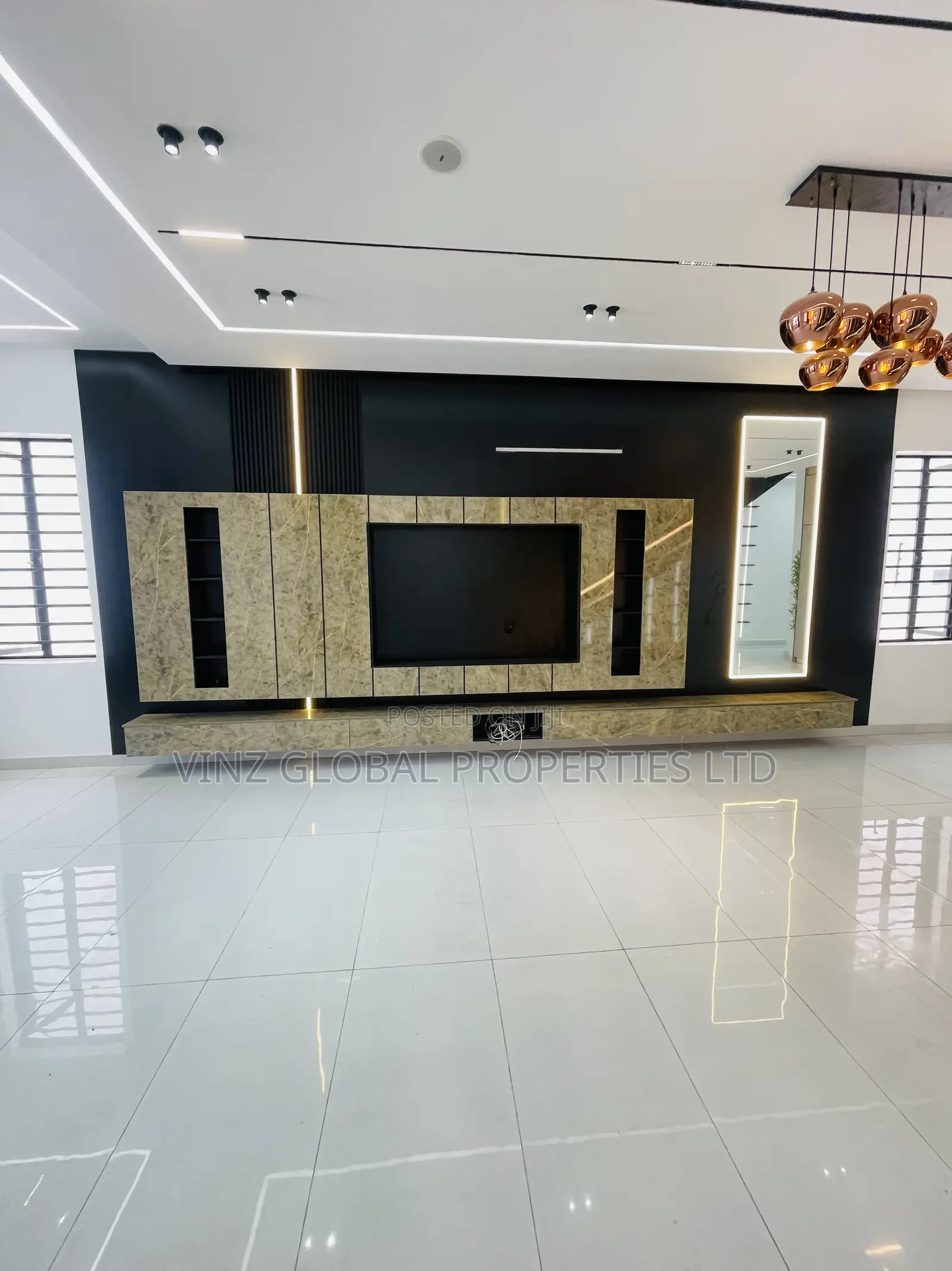 5bdrm Duplex in Lekki for sale in Lekki