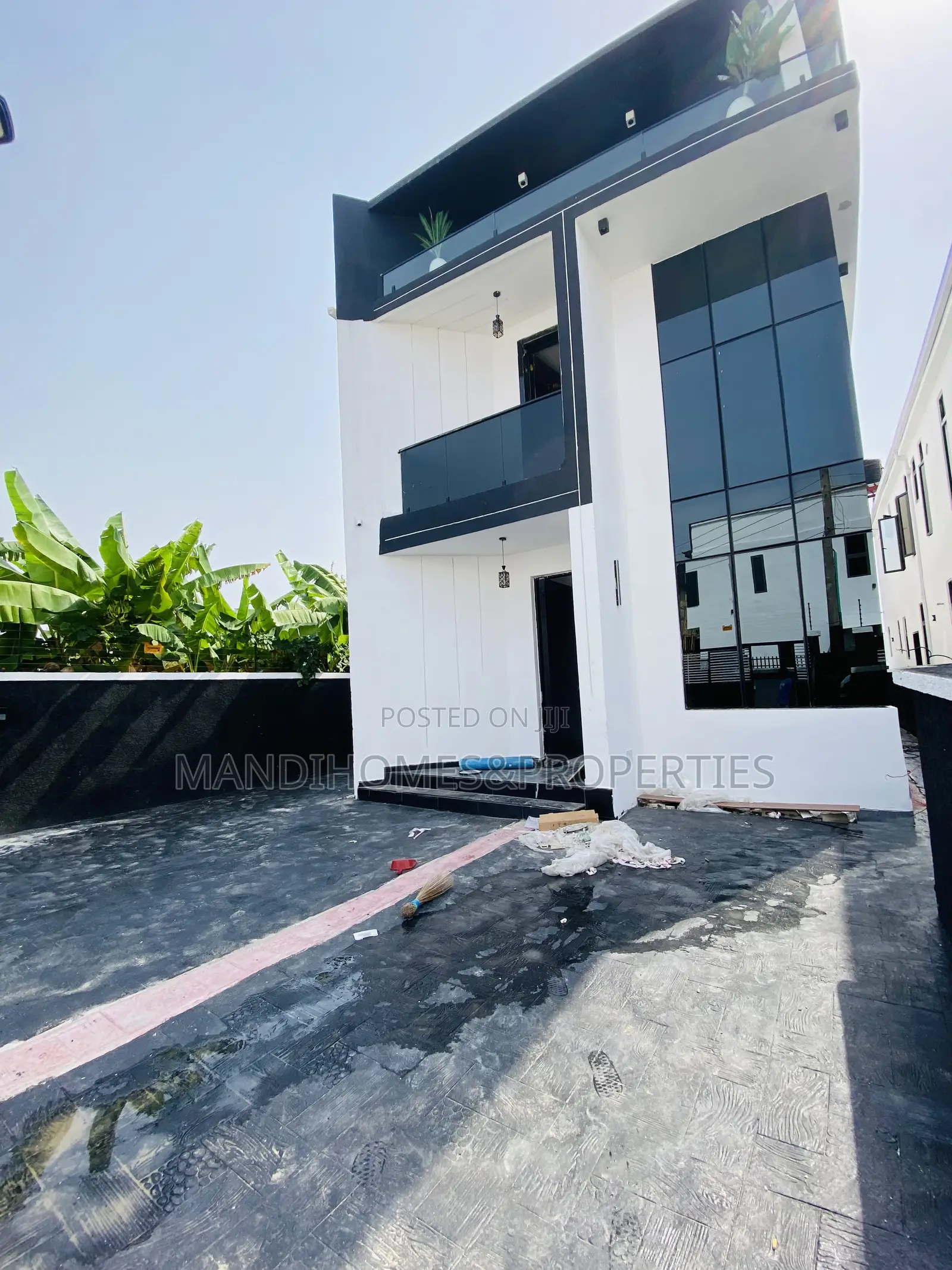 5bdrm Duplex in Ajah for sale in Ajah